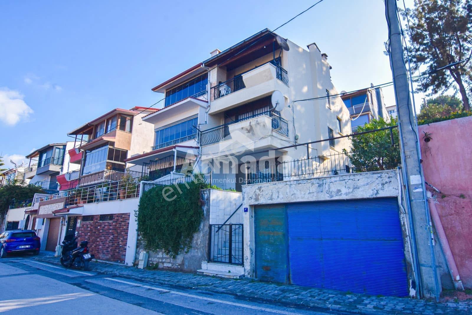 Kuşadası Merkez'de Zeminden Deniz Manzaralı Villa - Görsel 32