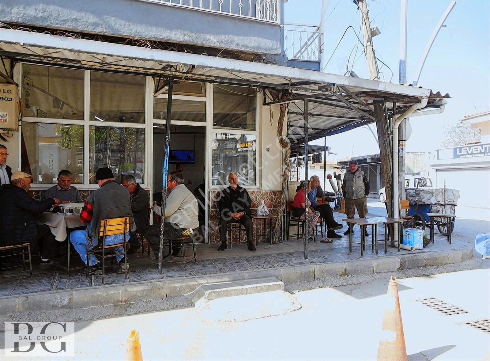 Bal Gayrimenkul - Cüneytbeyde Köşe Çift Cephe Devirli Dükkan - Görsel 8