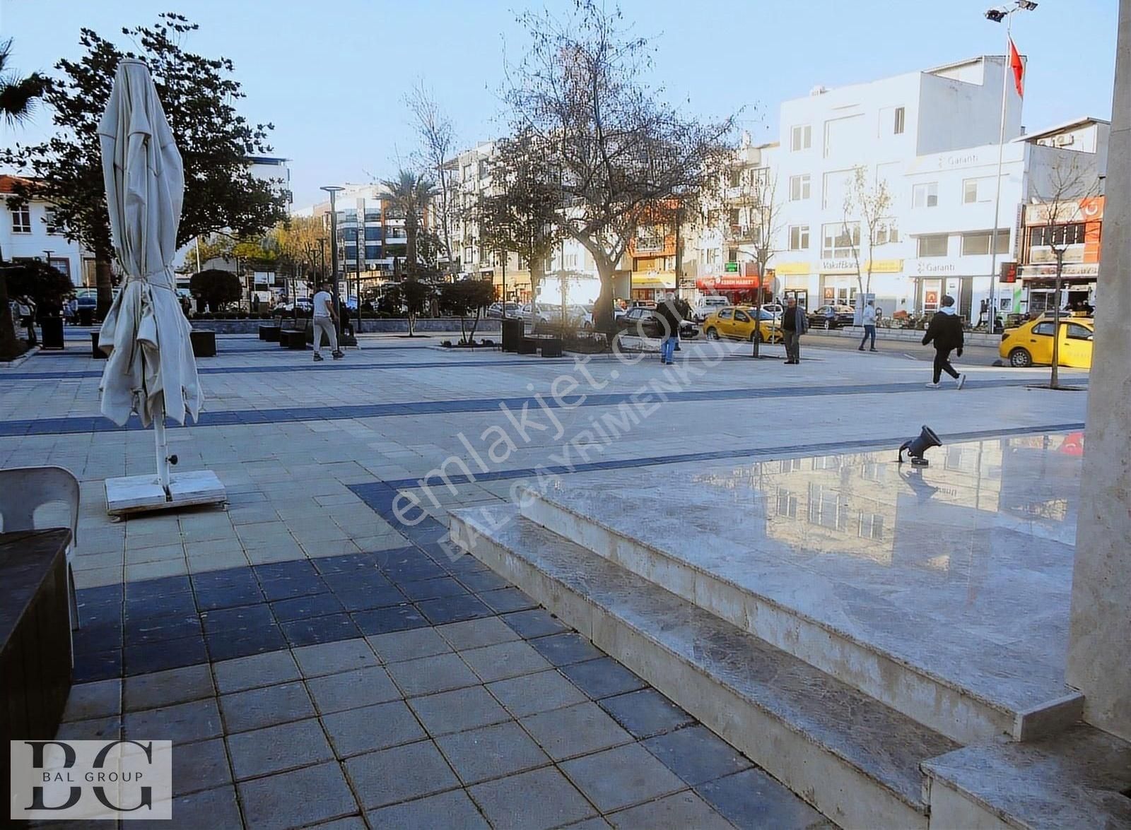 Bal Gayrimenkul - Cüneytbeyde Köşe Çift Cephe Devirli Dükkan - Görsel 2