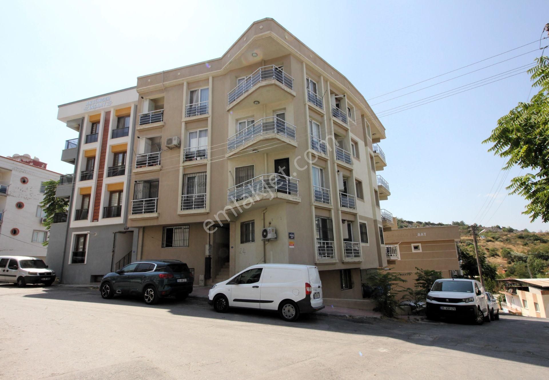 Buca Kuruçeşme Mah Üniversite Yakını Doğalgazlı 2+1 Eşyalı Kiralık Daire