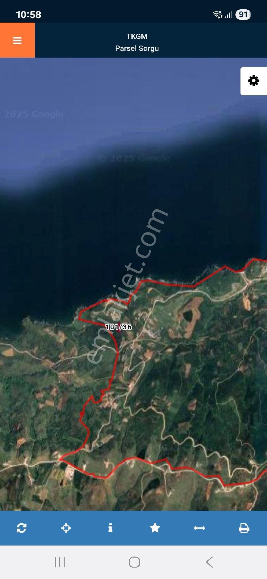 Sahil Yenicede Satılık 1547m2 Deniz Manzaralı Arazi