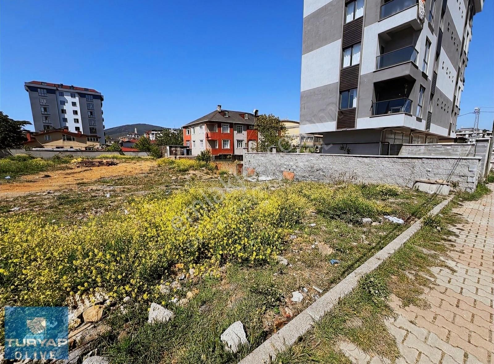 Sultanbeyli Orhangazi Mah. Satılık 862 M2 İmarlı Arsa