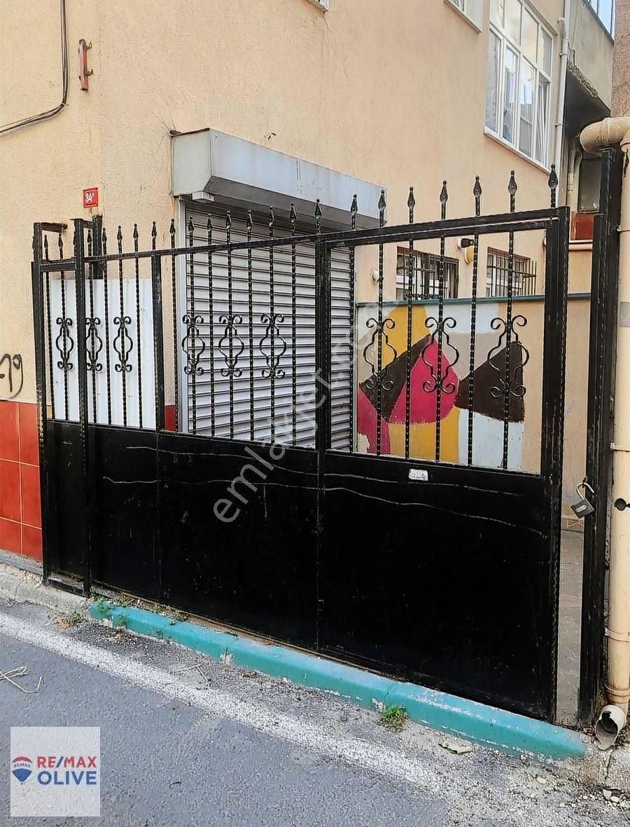 Sarıgöl Mah. Çiçeklitepe Sok. Düz Giriş Kiralık Dükkan