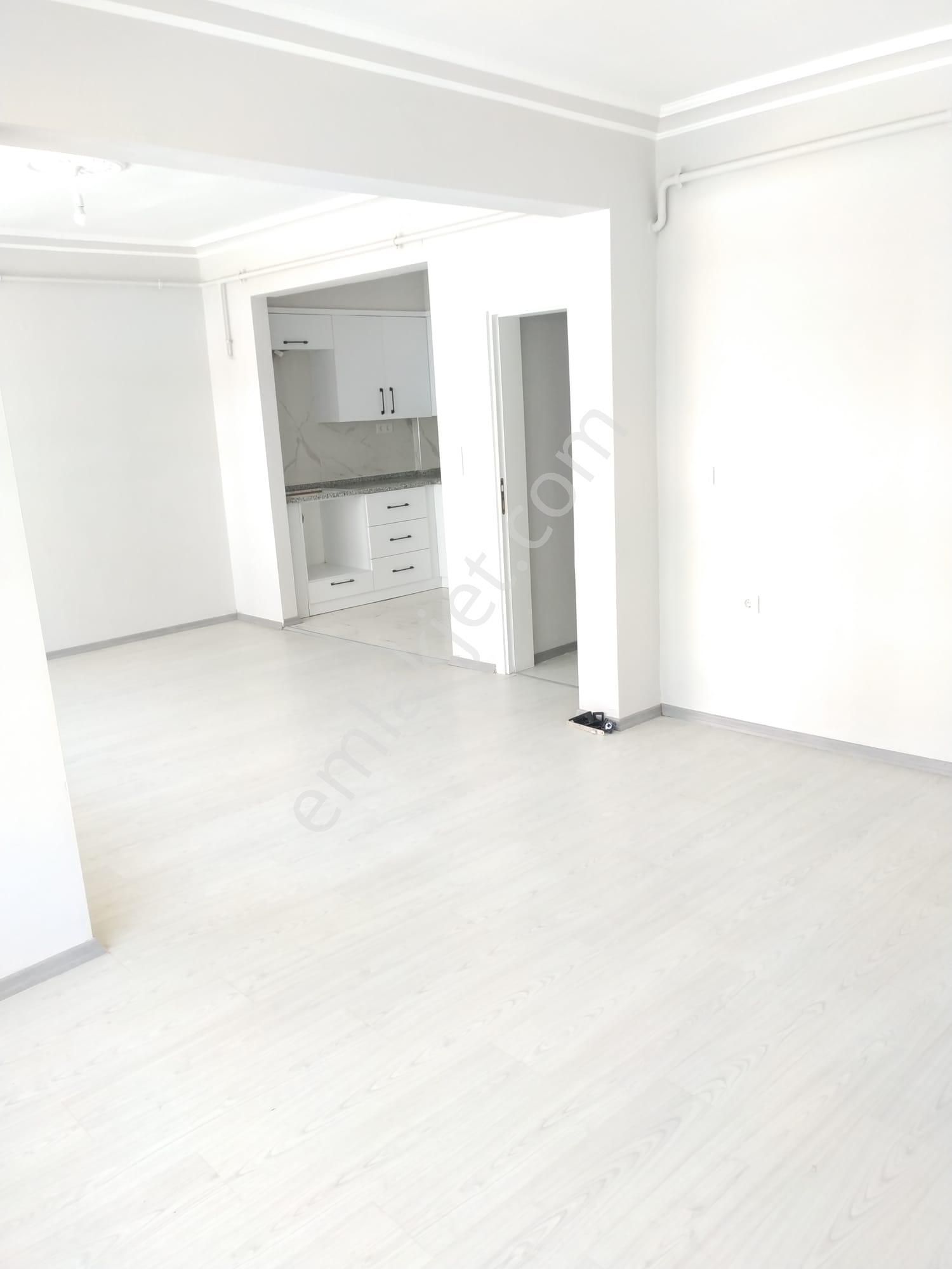 Şehrin Merkezinde İçi Komple Yenilenmiş Sahibinden Daire