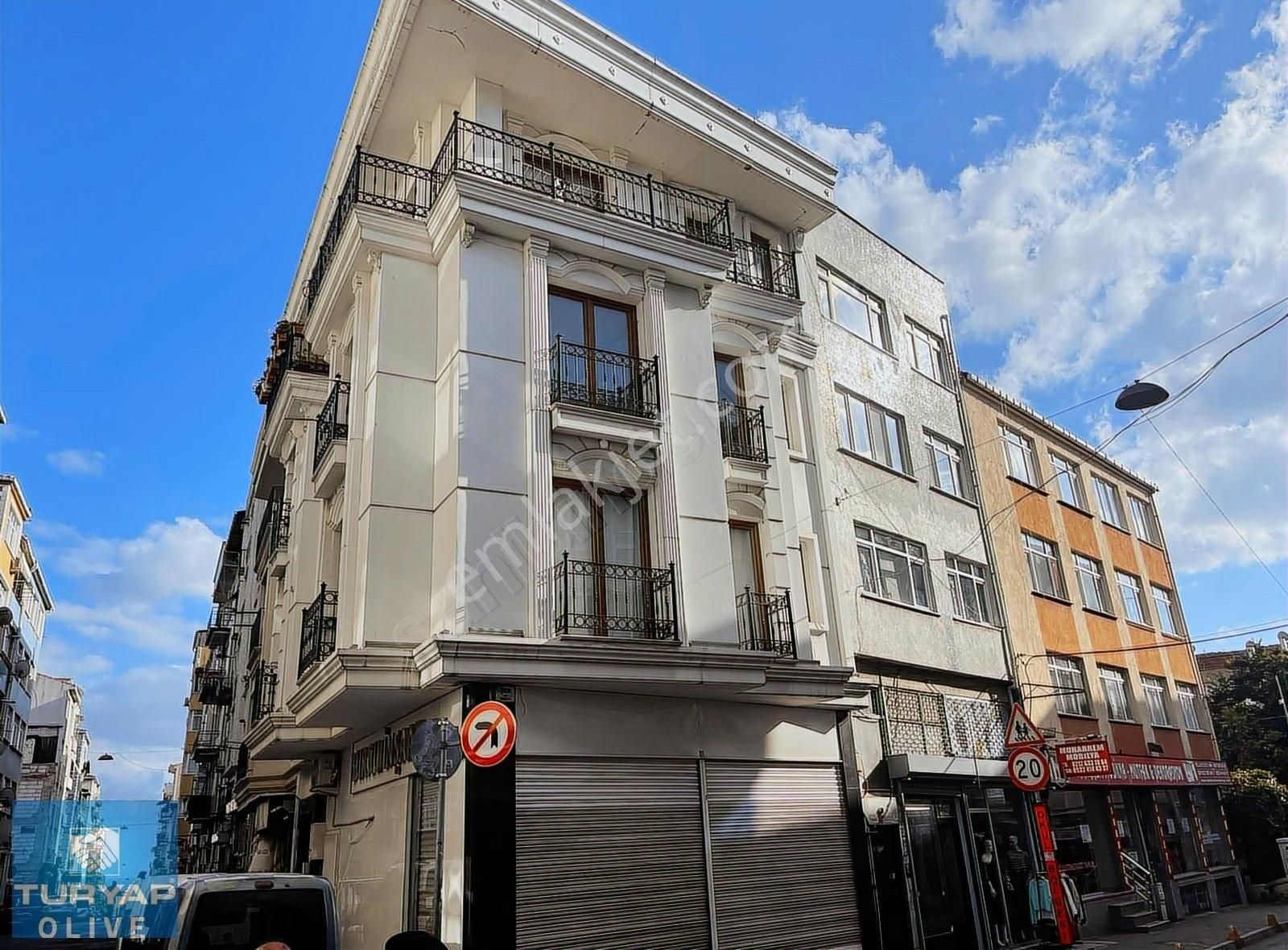Fatih Kocamustafapaşa Mahallesi Satılık 3+2 Dublex Daire