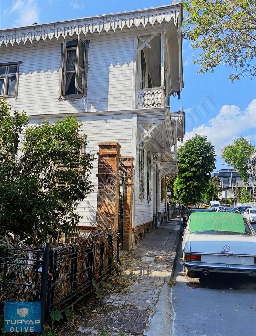 Bakırköy-yeşilköy Tarih Kokan Eşsiz Bir Köşk