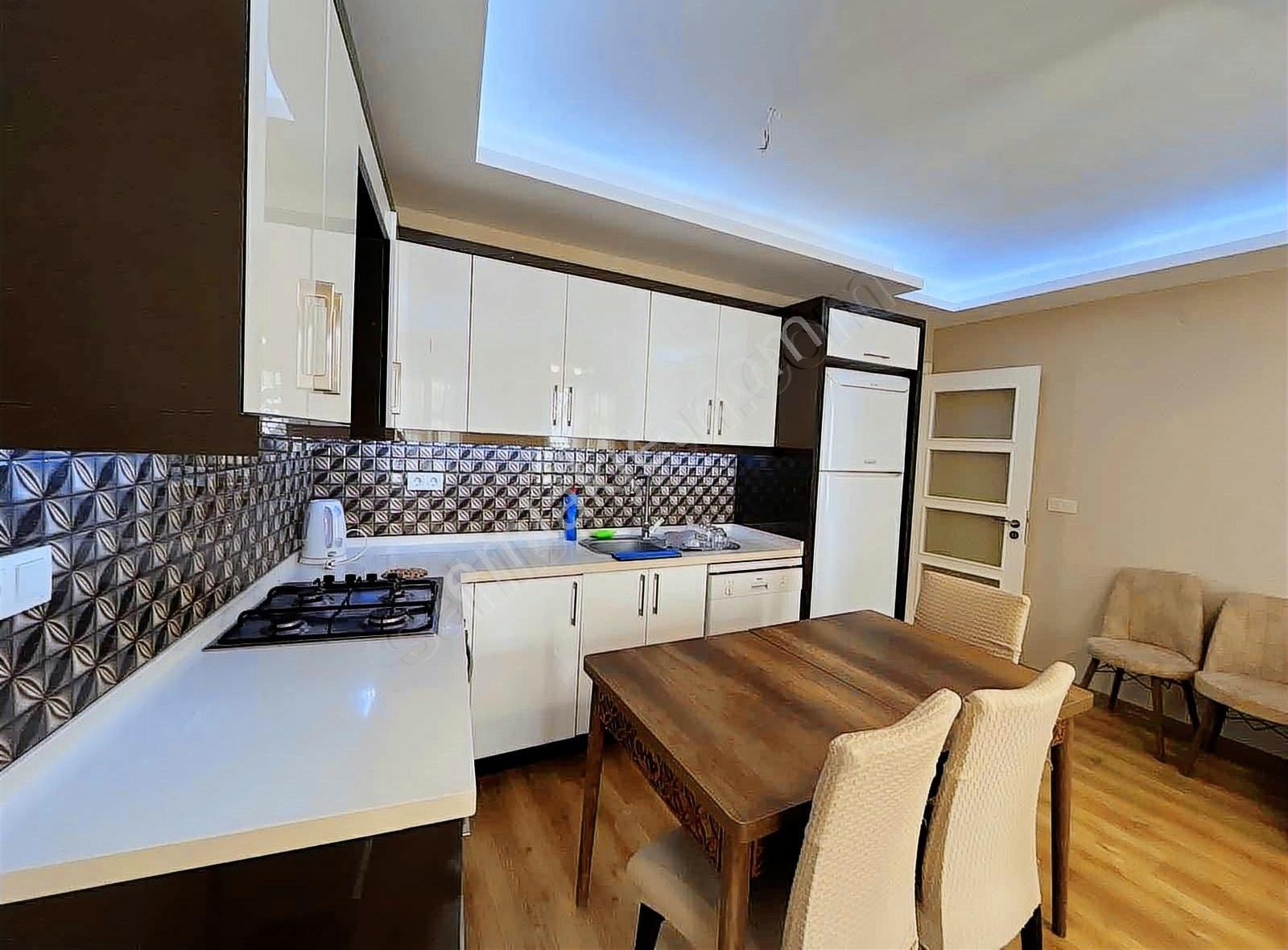 Yiğit Gayrimenkulden Çeşme Merkez Marinada Satılık 2+1 Daire - Görsel 10