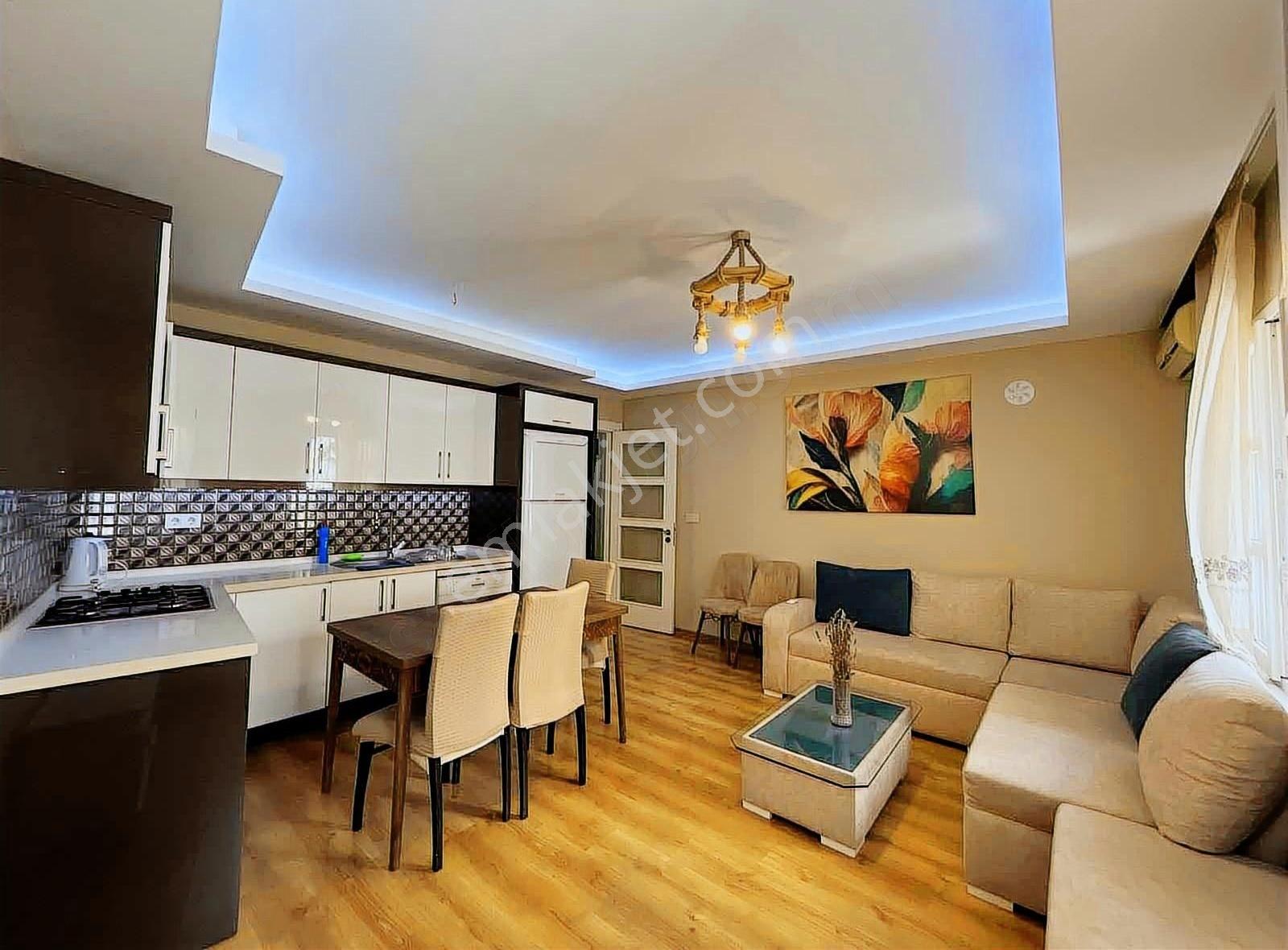 Yiğit Gayrimenkulden Çeşme Merkez Marinada Satılık 2+1 Daire - Görsel 13