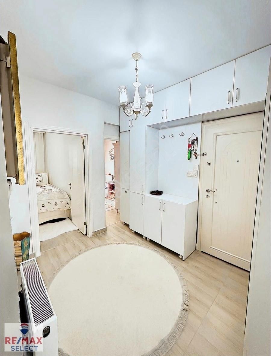 Remax Ozan^dan G-8 Sokakta 2+1 Yeni Tadilatlı Ferah Daire