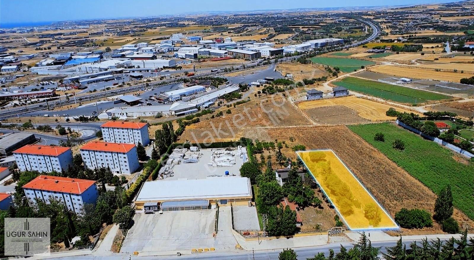 Silivri Ortaköy'de 1650 M² Villa İmarlı Cadde Üstü 3 Villalık