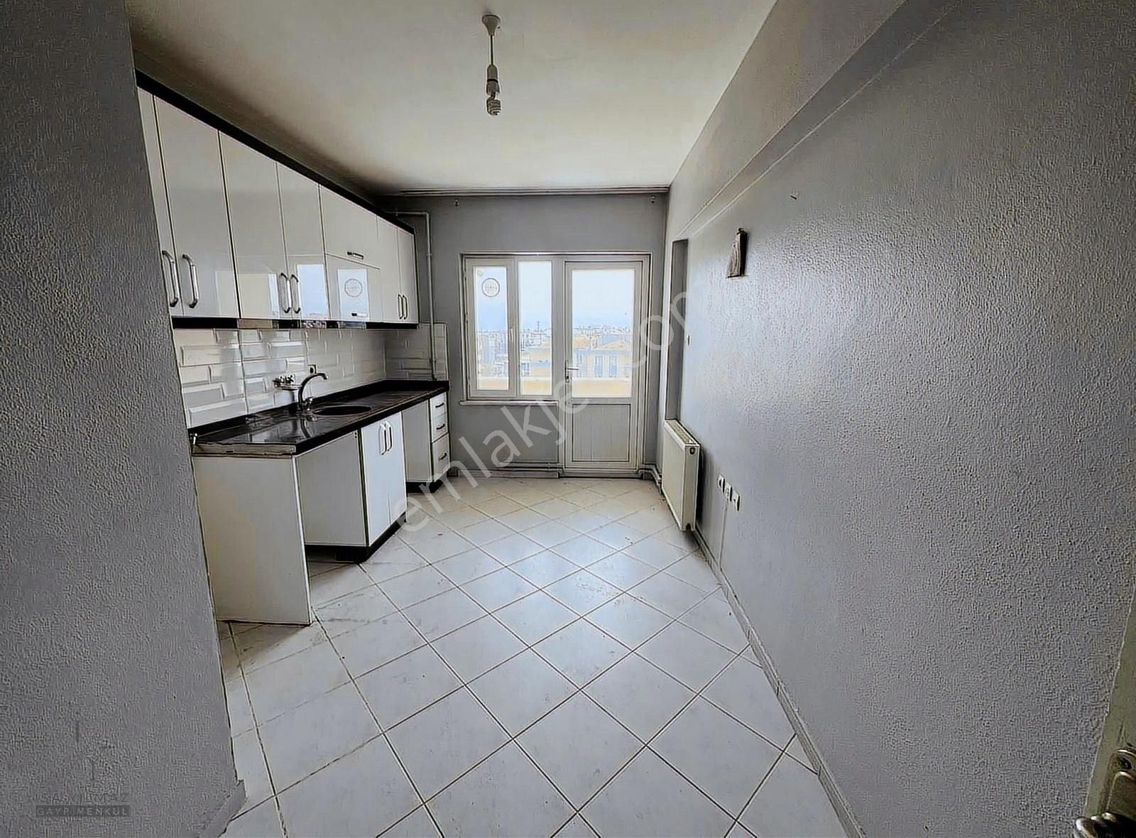 İsa Yılmaz'dan 3+1 Arakat 130m Aile Binası Ayrı Mutfaklı Daire - Görsel 19