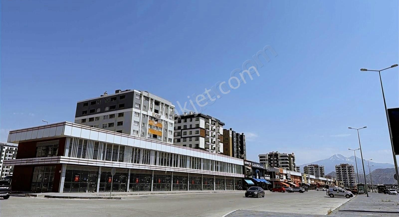 Emlak Ofisimden Şehir Hastanesi Karşısı Satılık 2+1 Lüks Daire