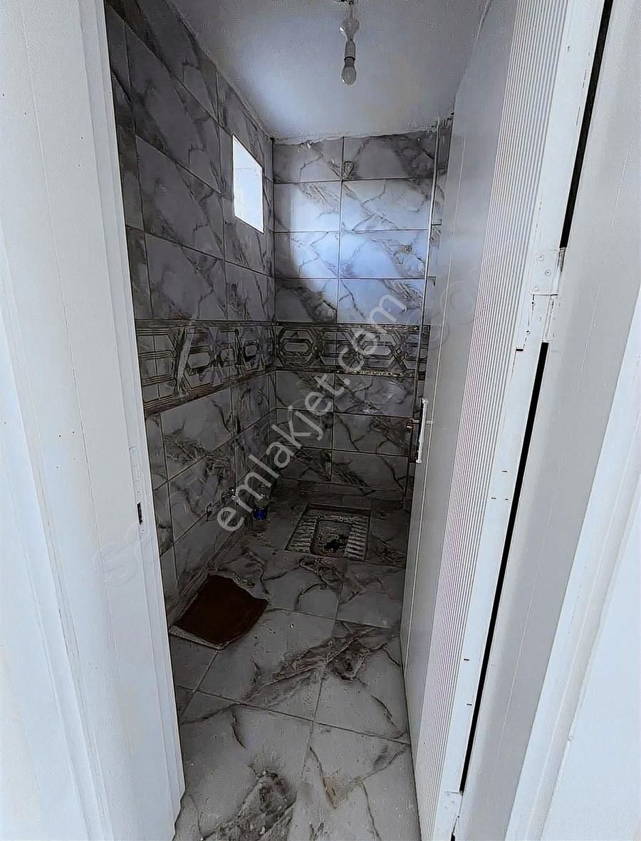 Aksoy Emlaktan Oğuzeli Subaşında Elektriği Suyu Mevcut Bağ Evi - Görsel 8