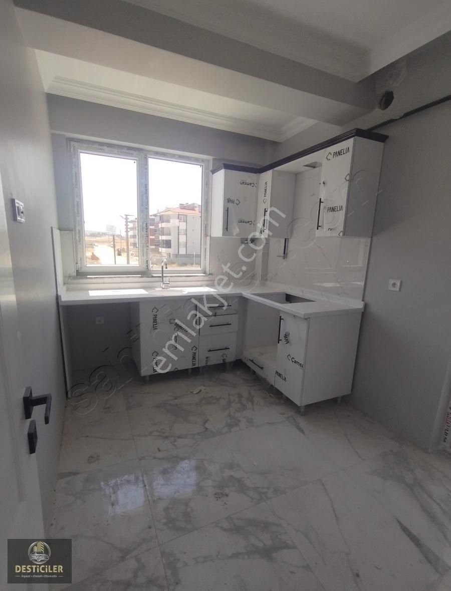 Lt-desticiler' Den Şehir Hst. Bölgesi Sıfır 2+0 Fırsatı