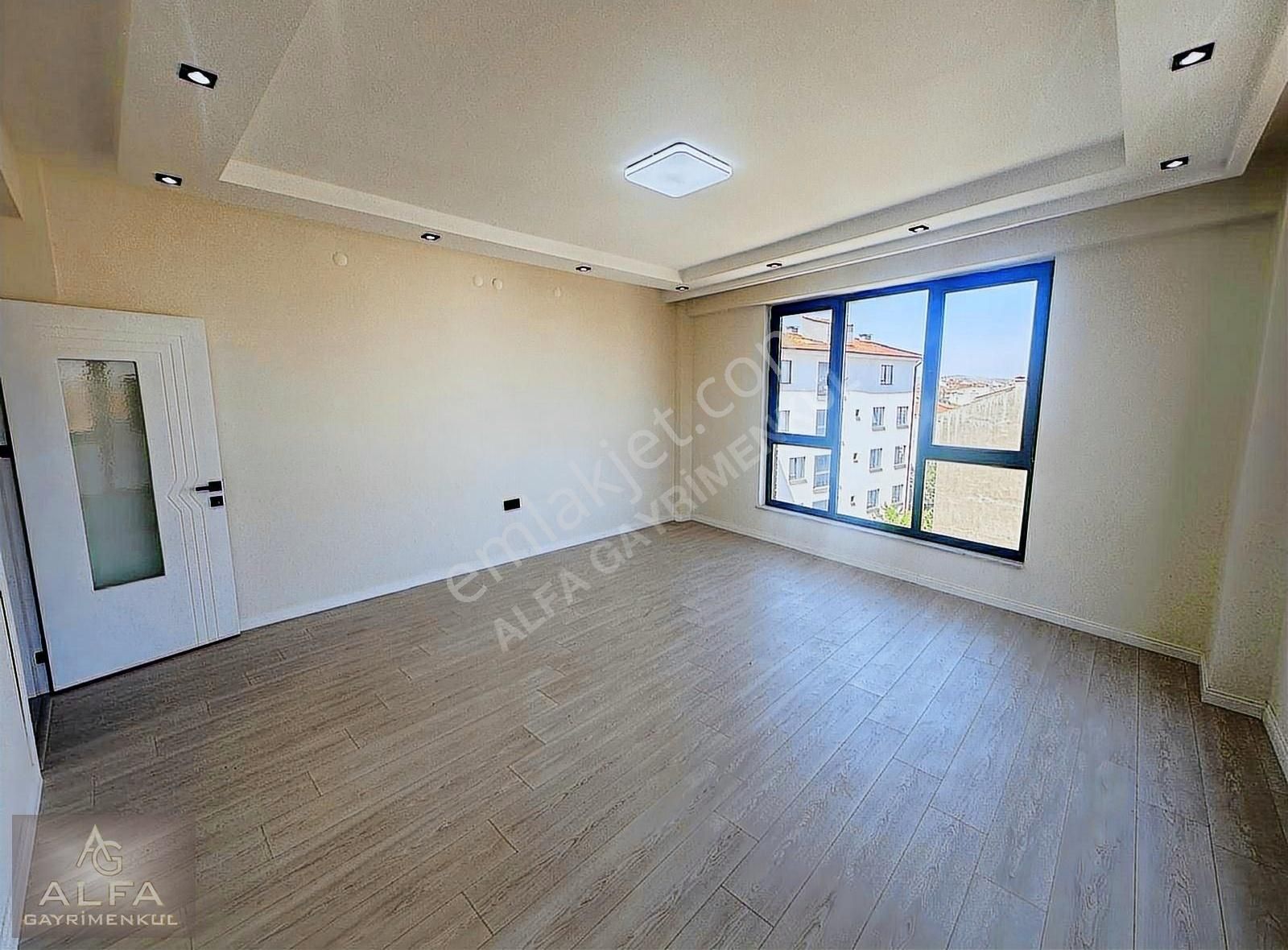 Çamlıca Mah Satılık 3+1 İskanlı Daire