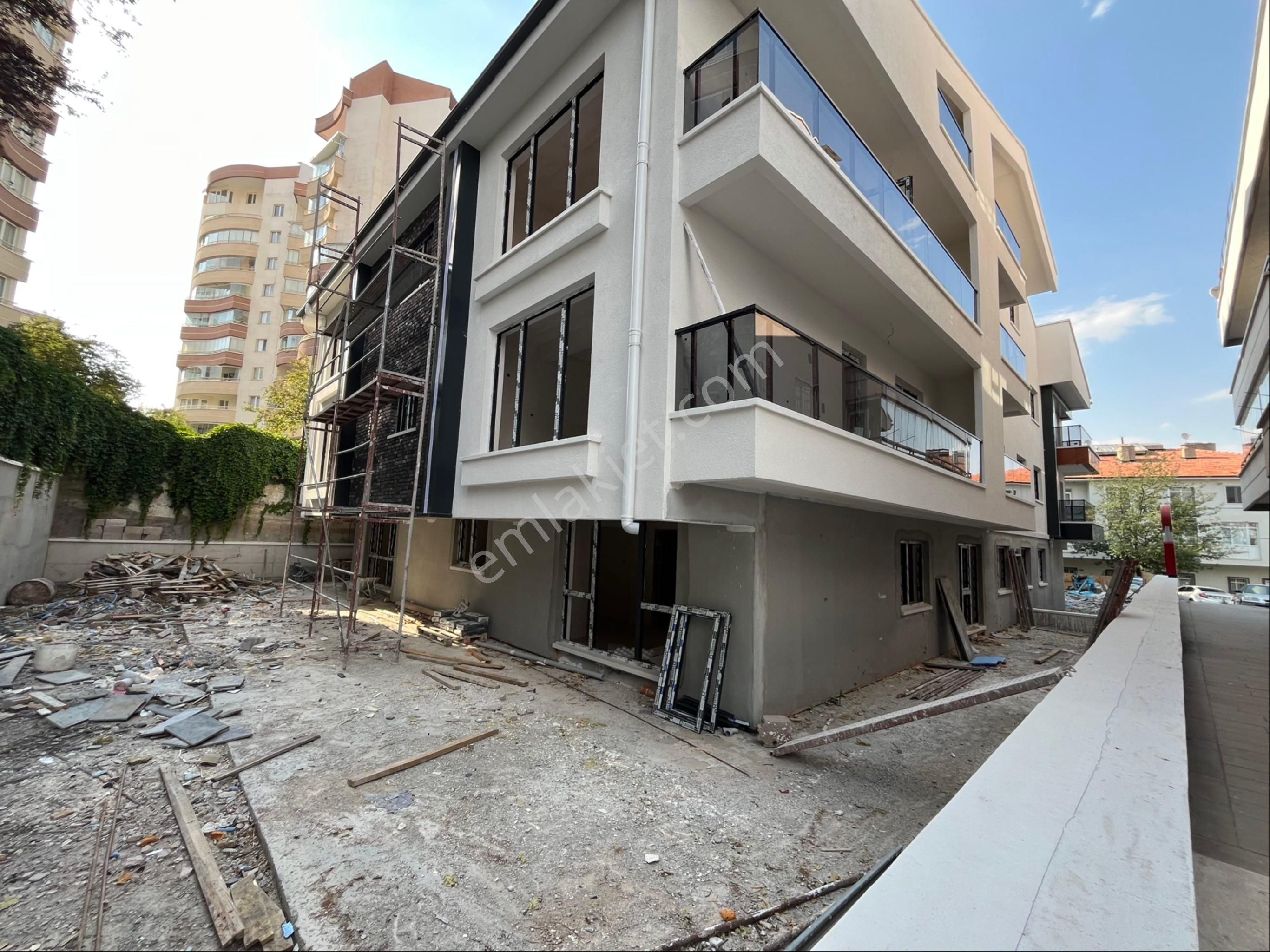 İlker Caddesi 19 Mayıs Hastanesi Yanı 17 Adet Karma Daire Komple Kiralık - Görsel 3