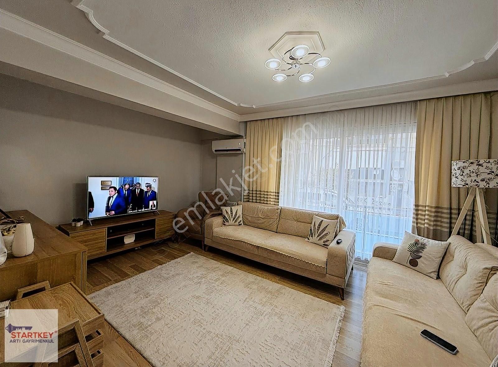 Bornova Atatürk Mahallesinde Satılık Geniş 2+1 Daire