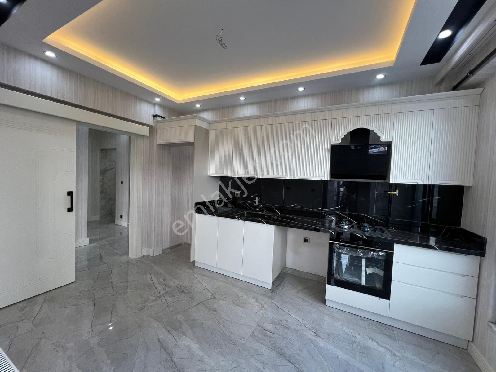 ***ilke Emlaktan Kiralık 2+1 Lüks Daire ***