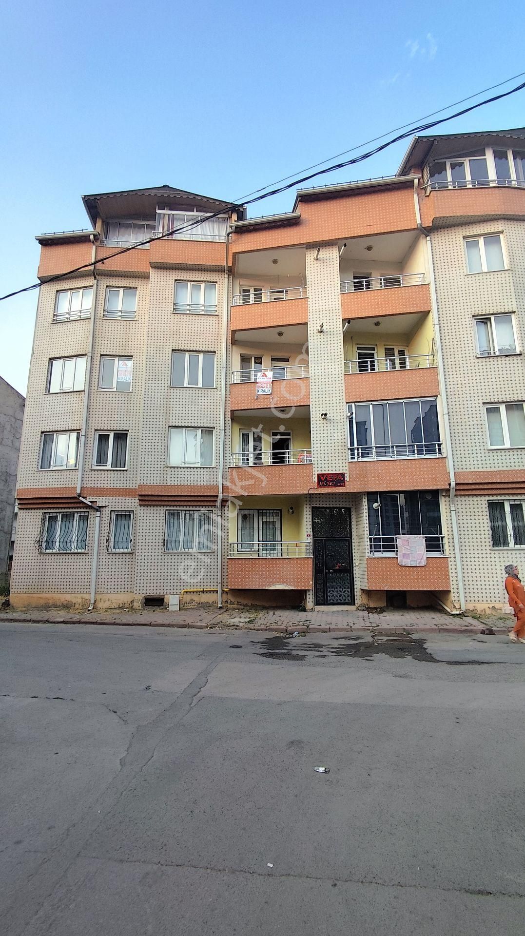 Sivas Jandarma Ve Numune Has. Yürüme Mesafesinde Kiralık 3+1 Daire