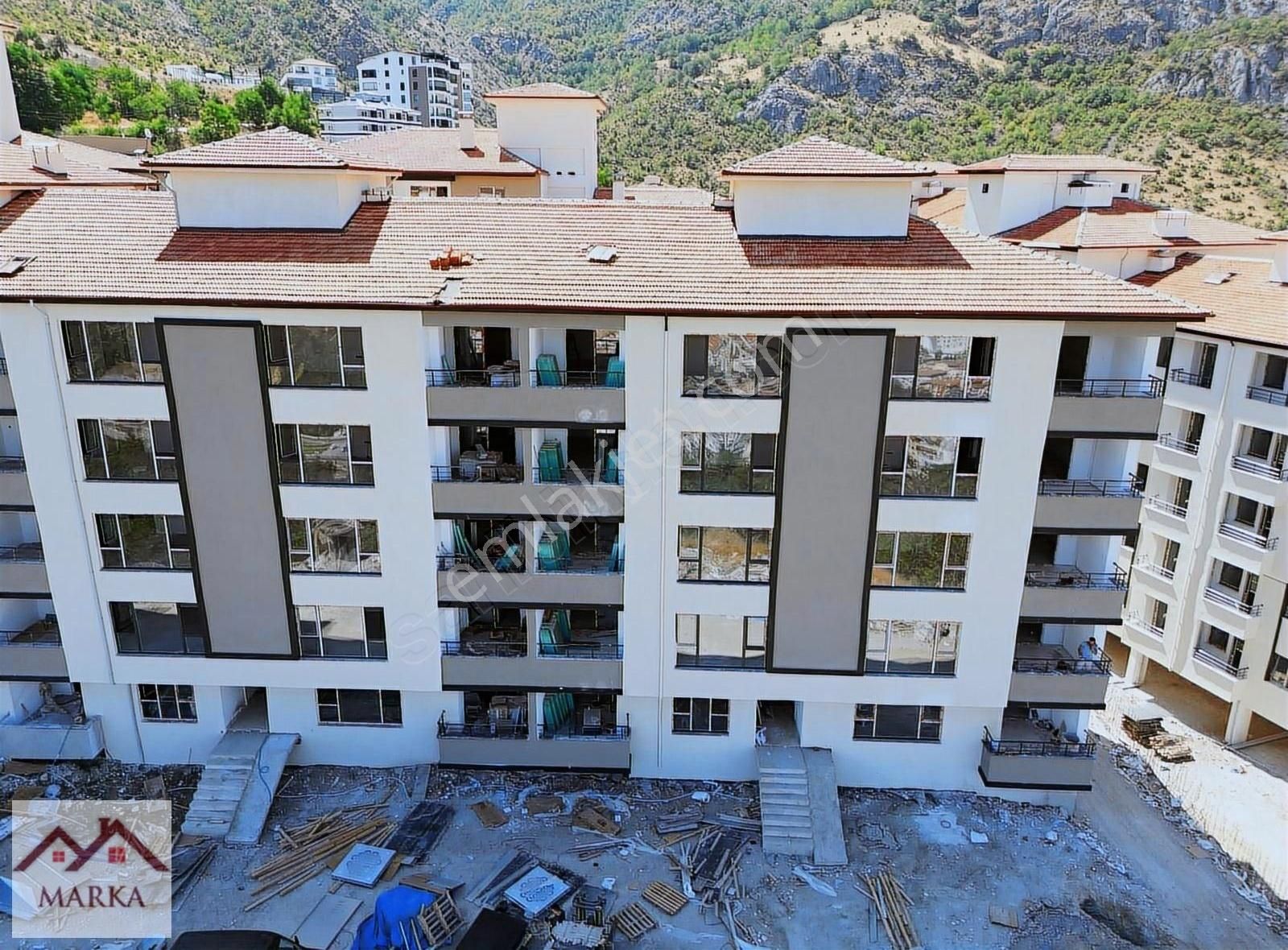 Muhteşem Manzaralı 3+1, 140 M2 Ara Kat Satılık Daire