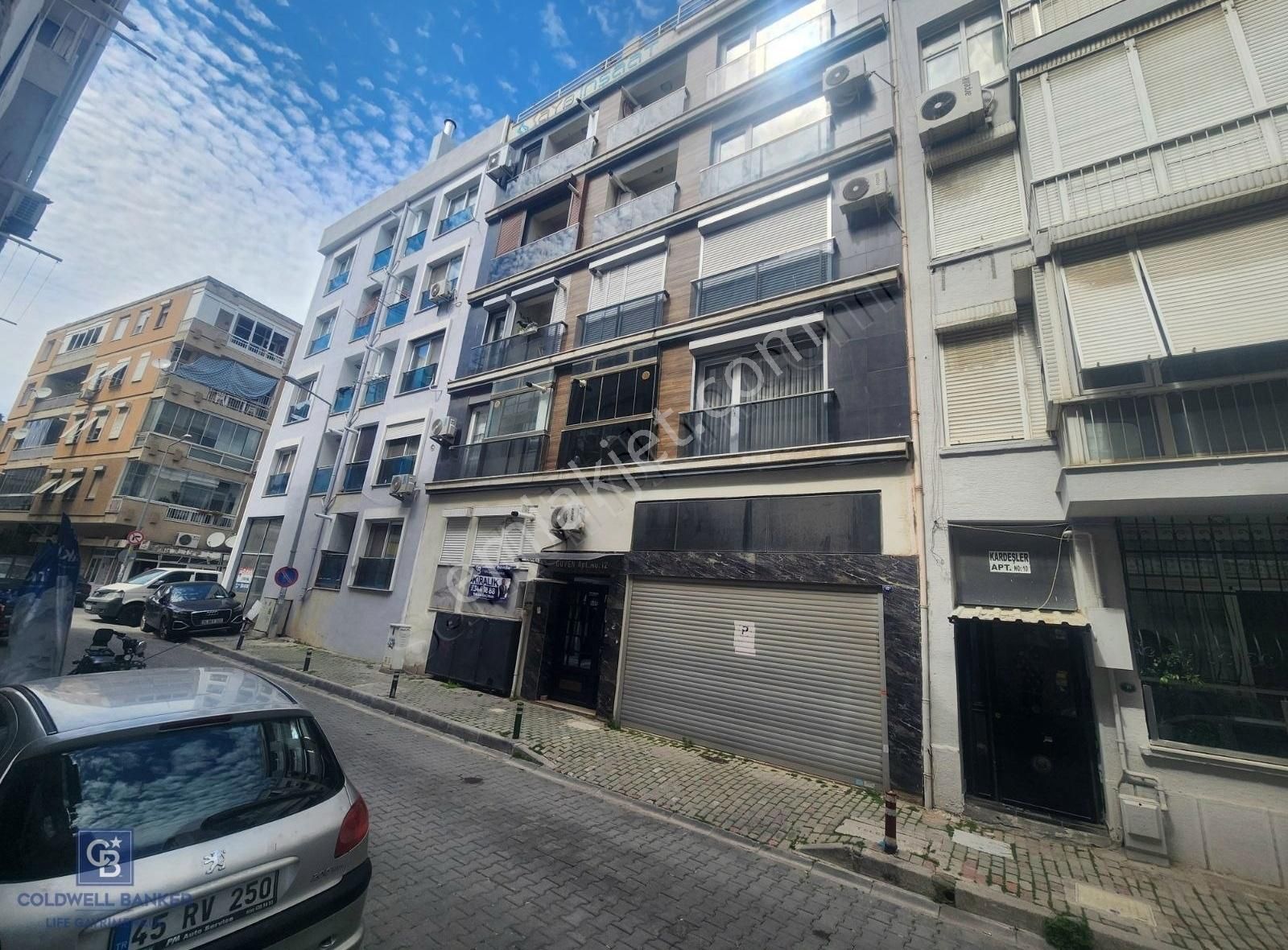 Karşıyaka Alaybey De Genç Bina Da Kiralık 2+1 Daire
