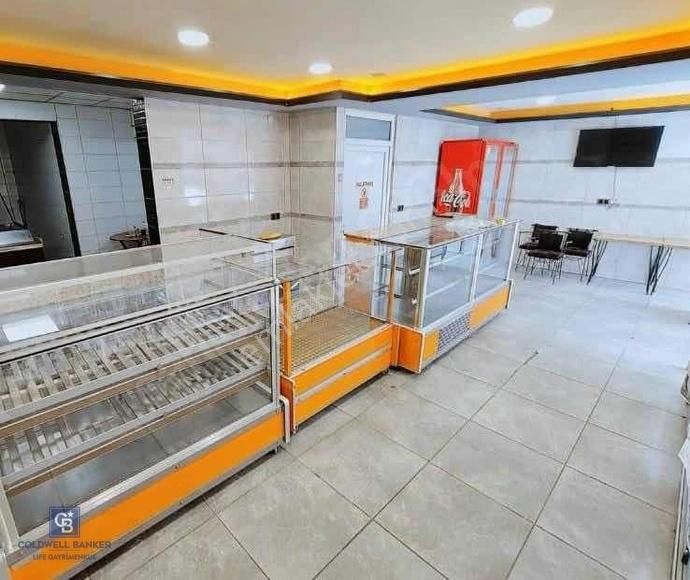 Karataş Şehit Nihatbey Caddesinde 140m2 Dükkan Satılıktır - Görsel 8