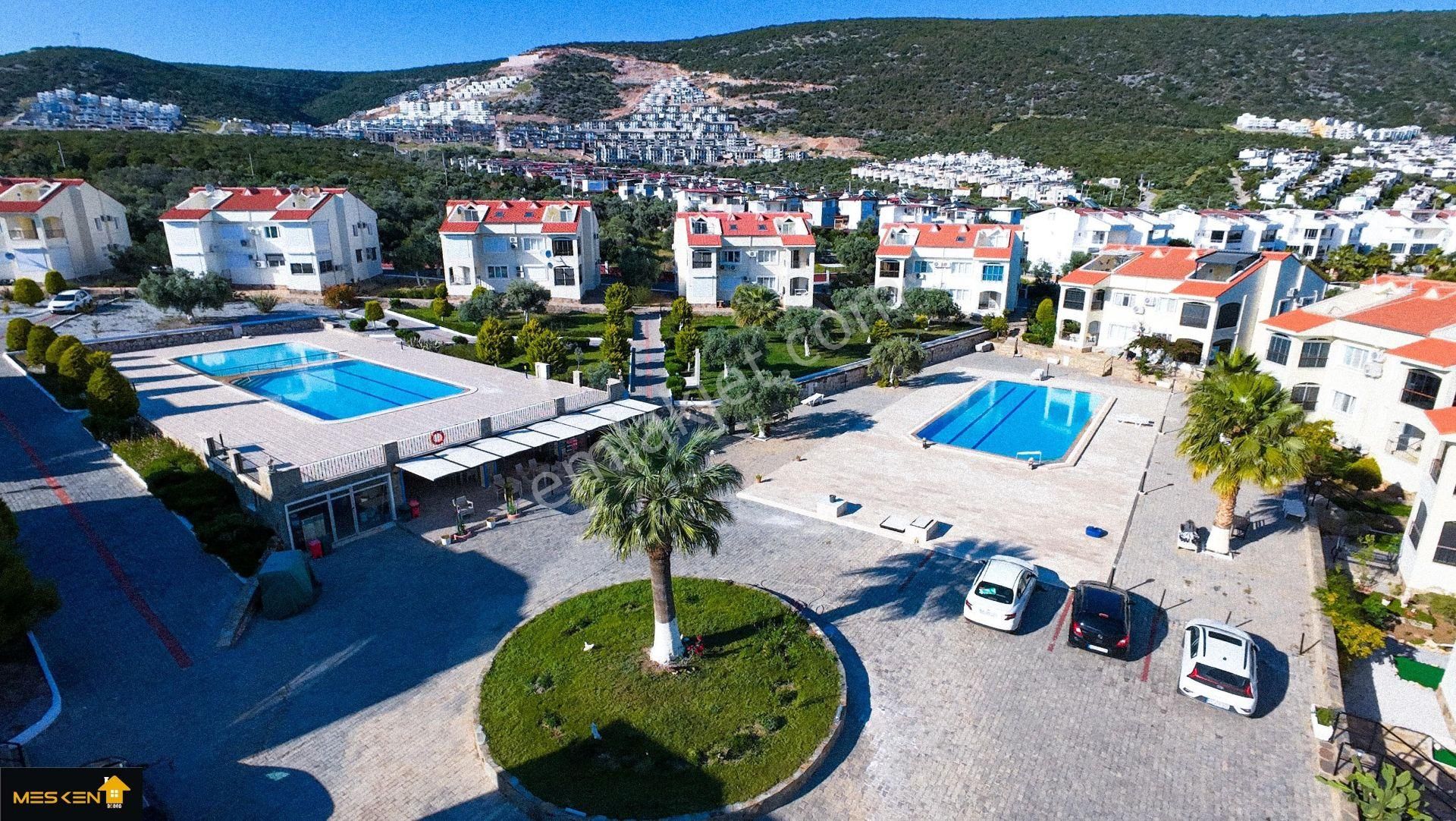 Didim Akbük'de Plajlara 300 Metre, Lüks Site İçi Dubleks Daire