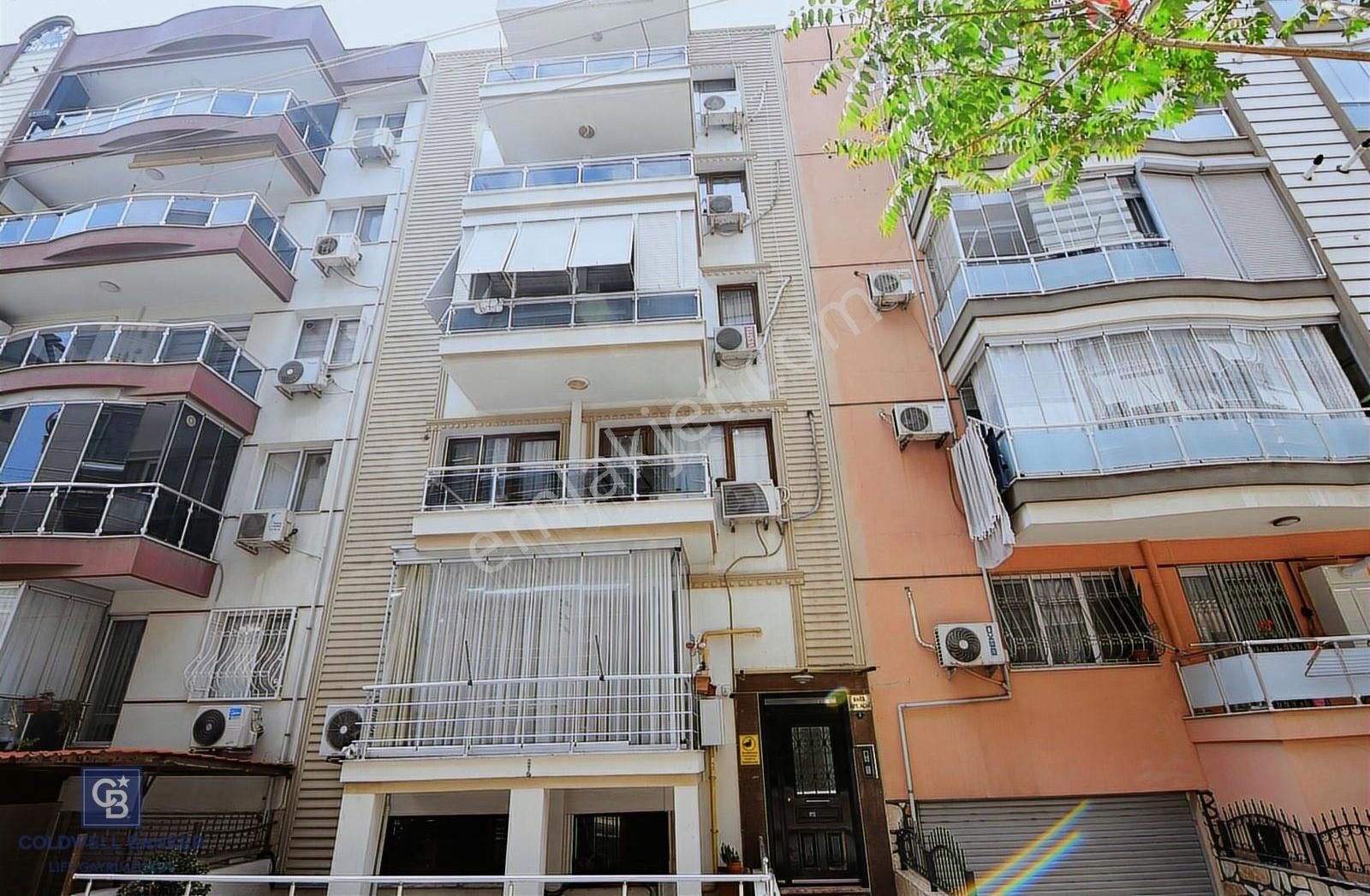 Karşıyaka Dedebaşı Satılık 2+1 Daire