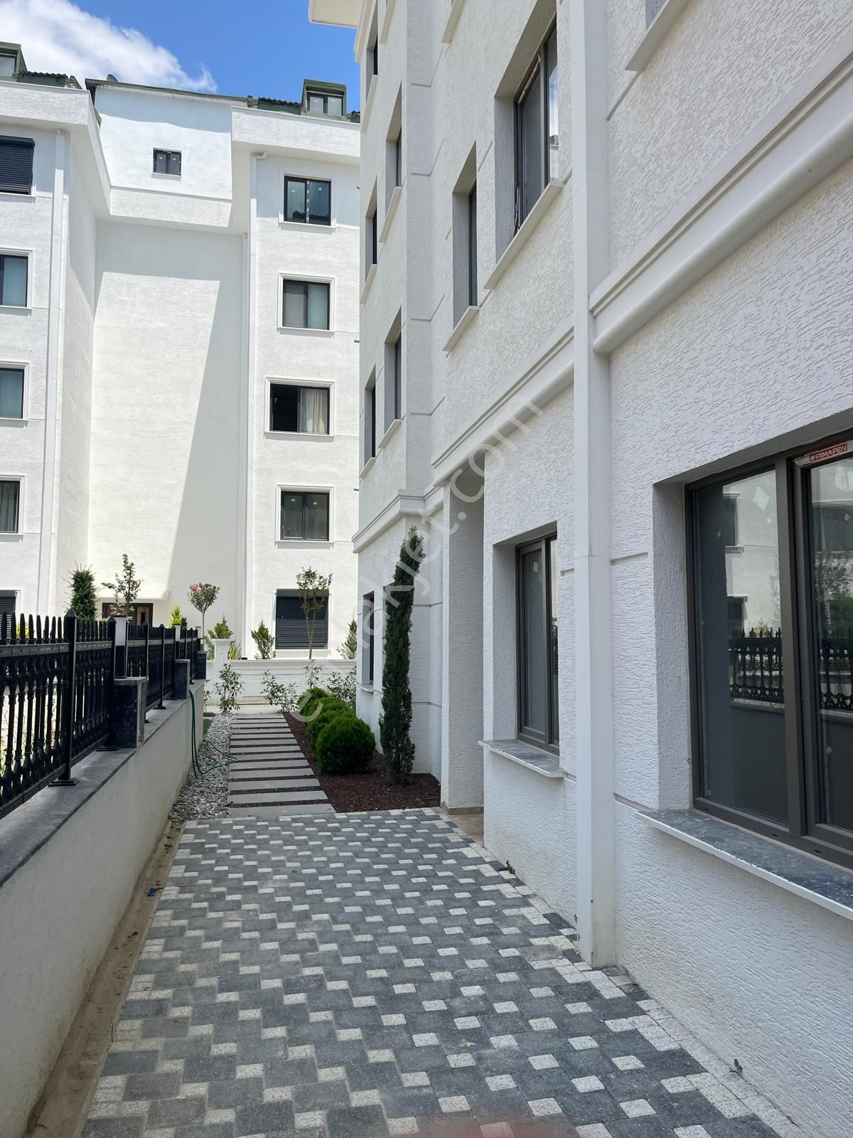 Büyükçekmece Sahilde Kiralık 2+1 Daire