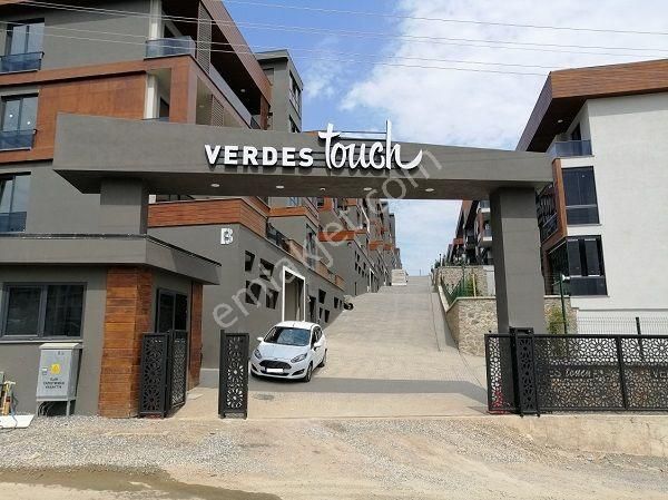 Çiftçi Emlak'tan Beşköprü Verdes Touch Sitesi 3.katta 3+1 Manzaralı Satılık Lüks Daire