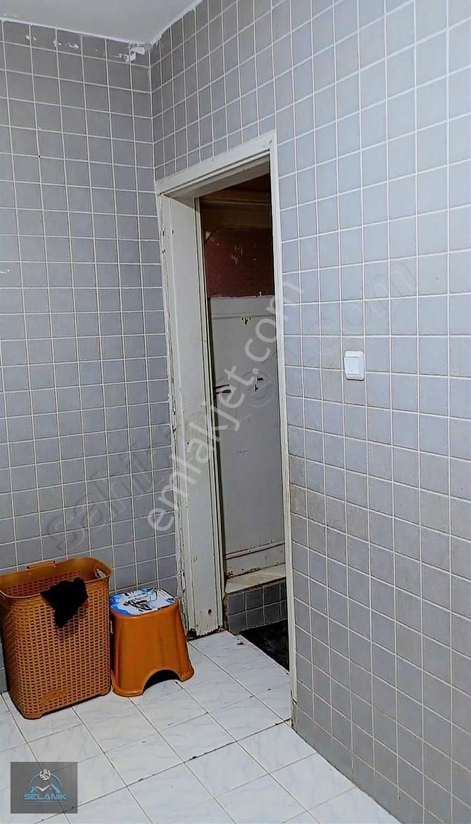 Selanik'ten Yenibey Mah. Satılık 3 Katlı Müstakil Ev - Görsel 4