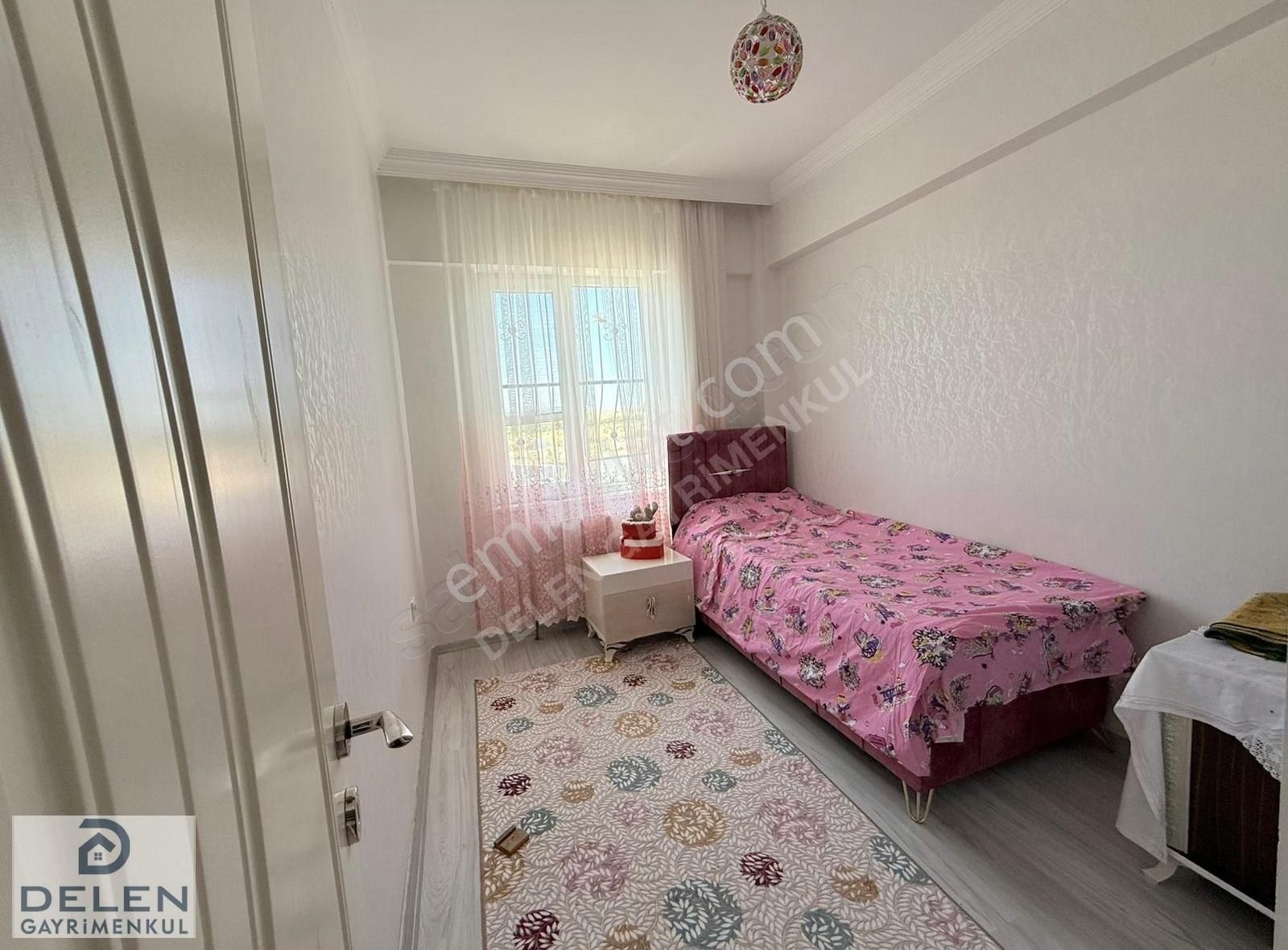Delen Gayrimenkul'den Beykent 2. Etapta Satılık 3+1 Daire