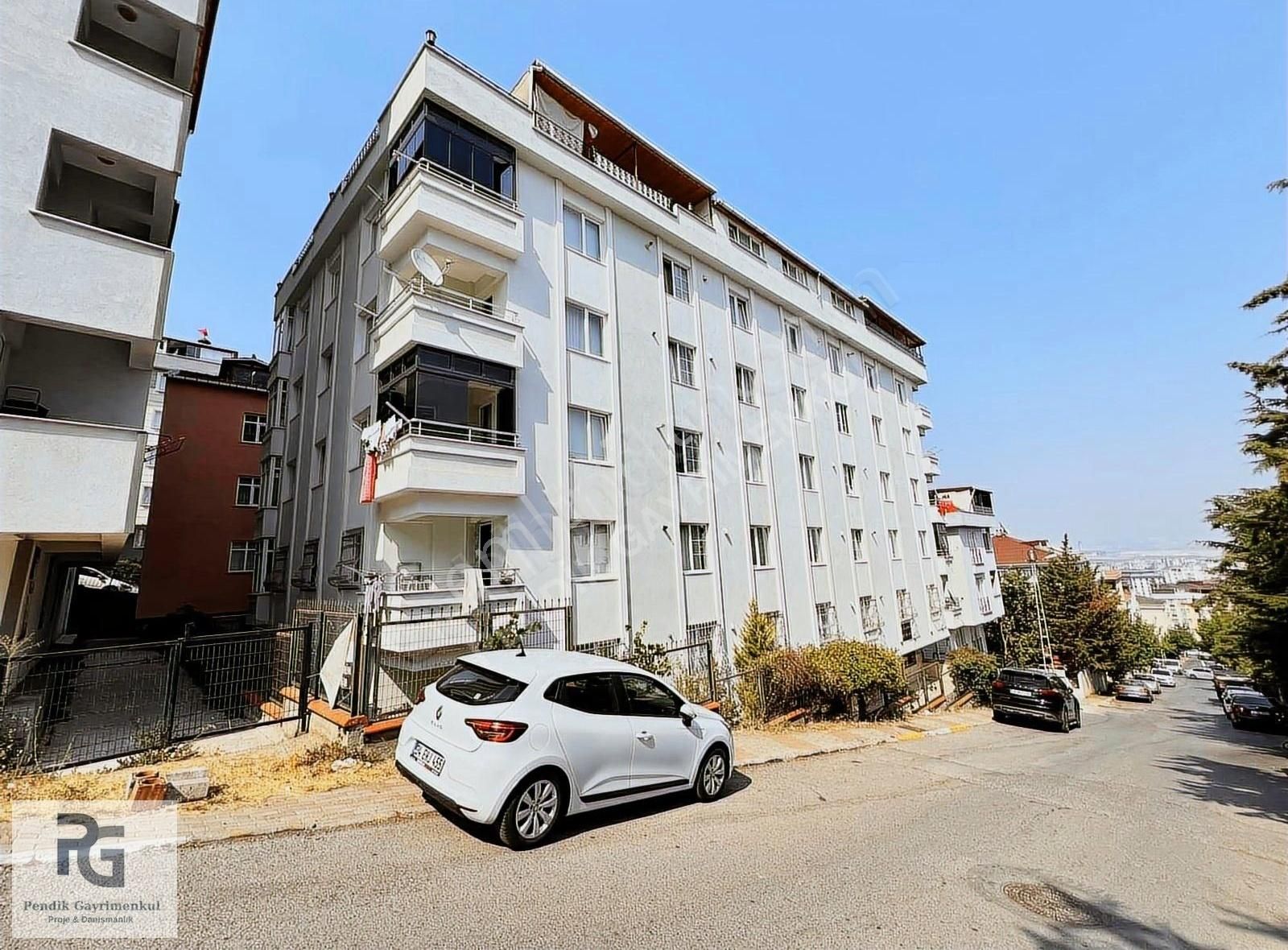 Pendik Gözdağı Dumlupınar Mahallesinde 3+1 Geniş Satılık Daire