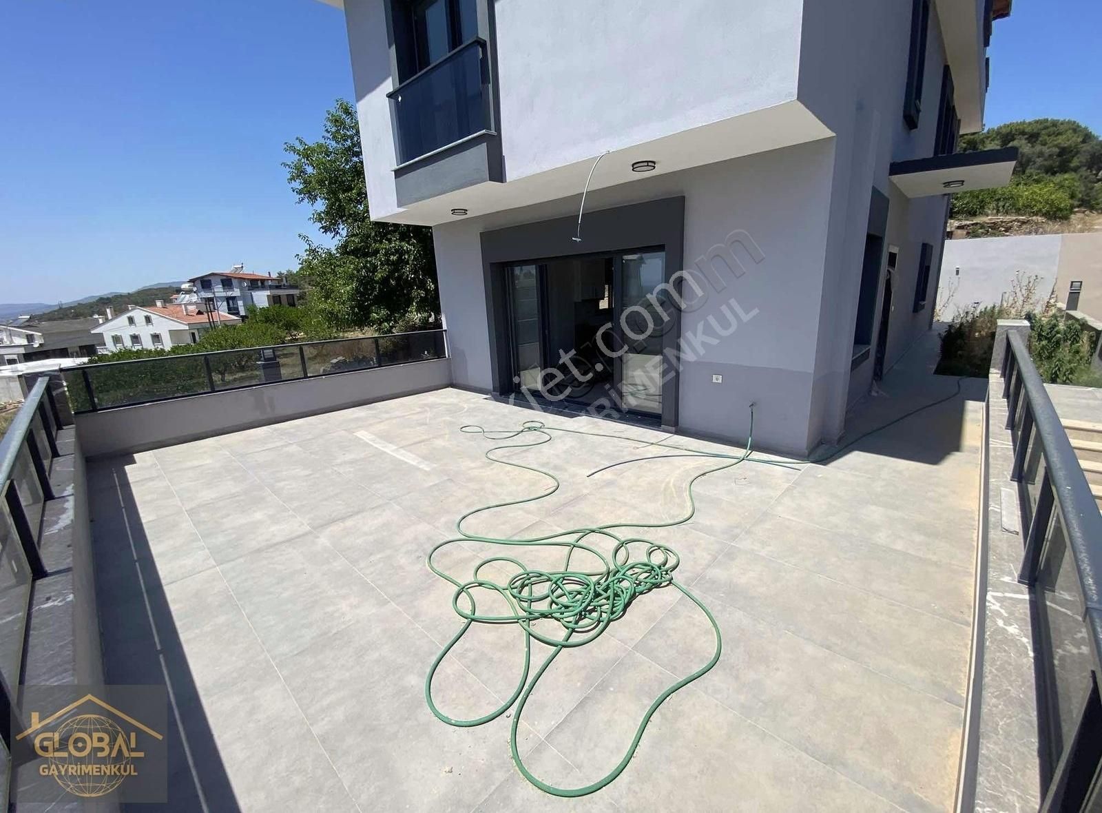 Global'den Deniz Manzaralı Lüks Villa - Görsel 32