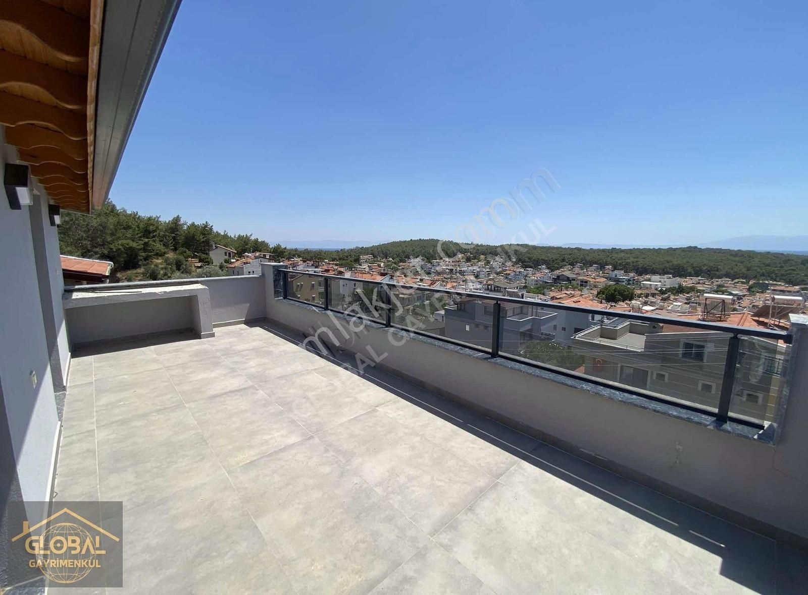 Global'den Deniz Manzaralı Lüks Villa - Görsel 26