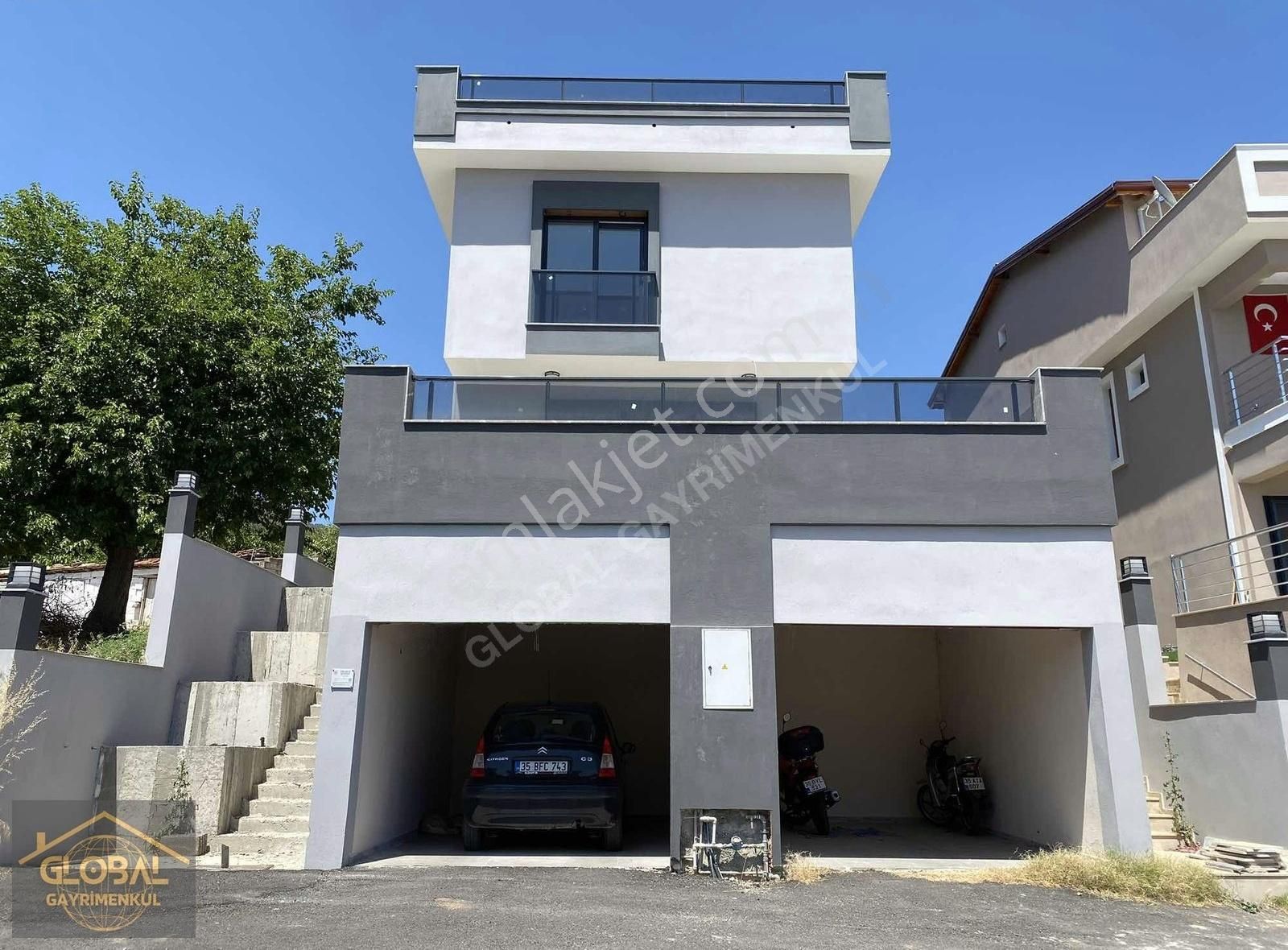 Global'den Deniz Manzaralı Lüks Villa - Görsel 20