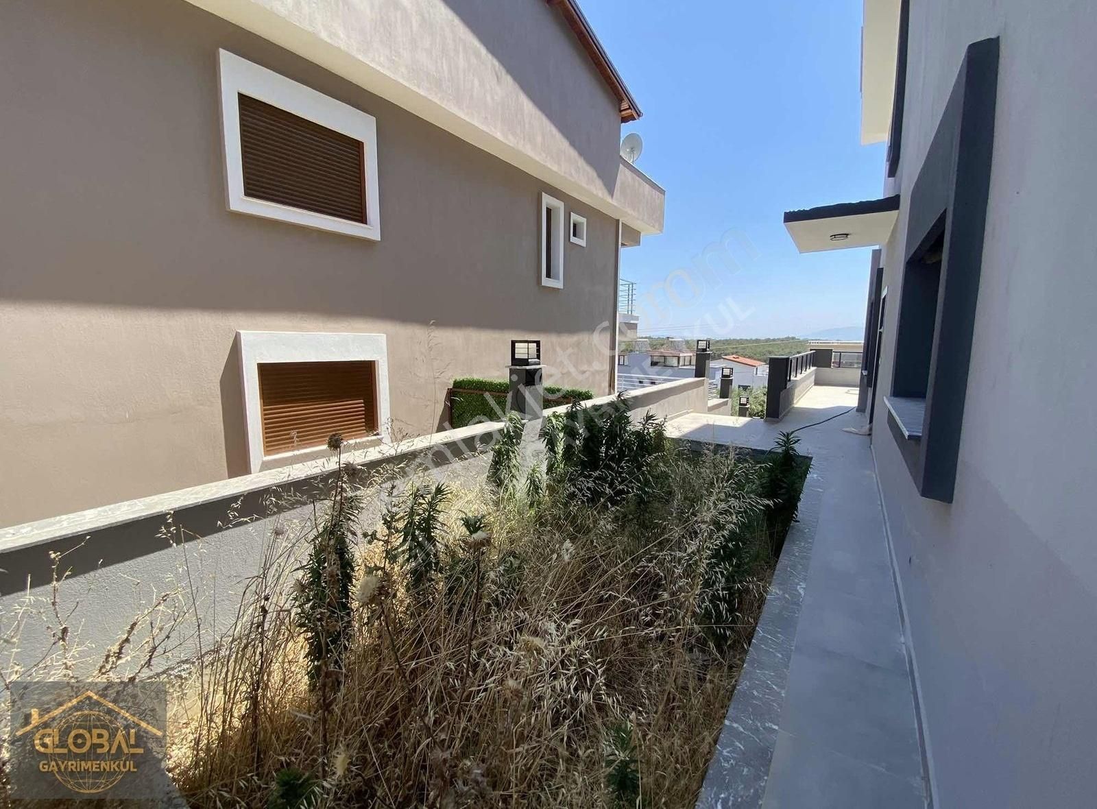 Global'den Deniz Manzaralı Lüks Villa - Görsel 31