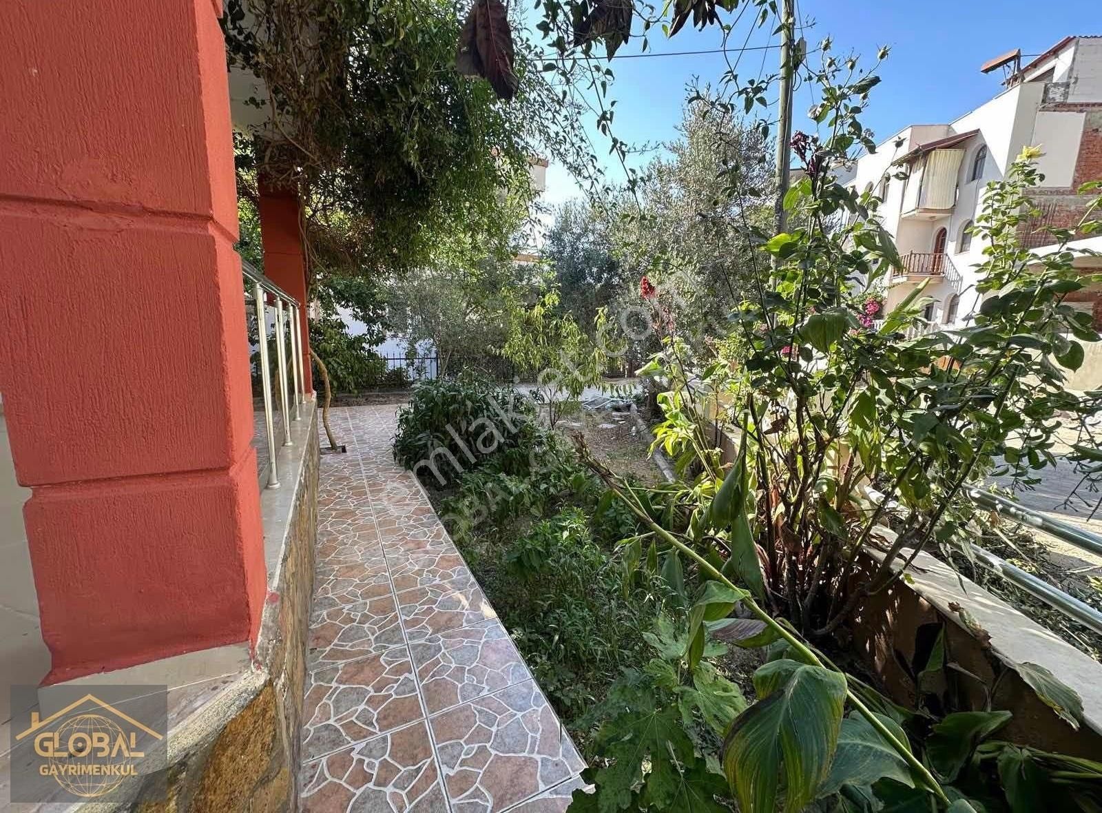 Özdere De Yolun Deniz Tarafında Otoparklı Villa | Global - Görsel 17