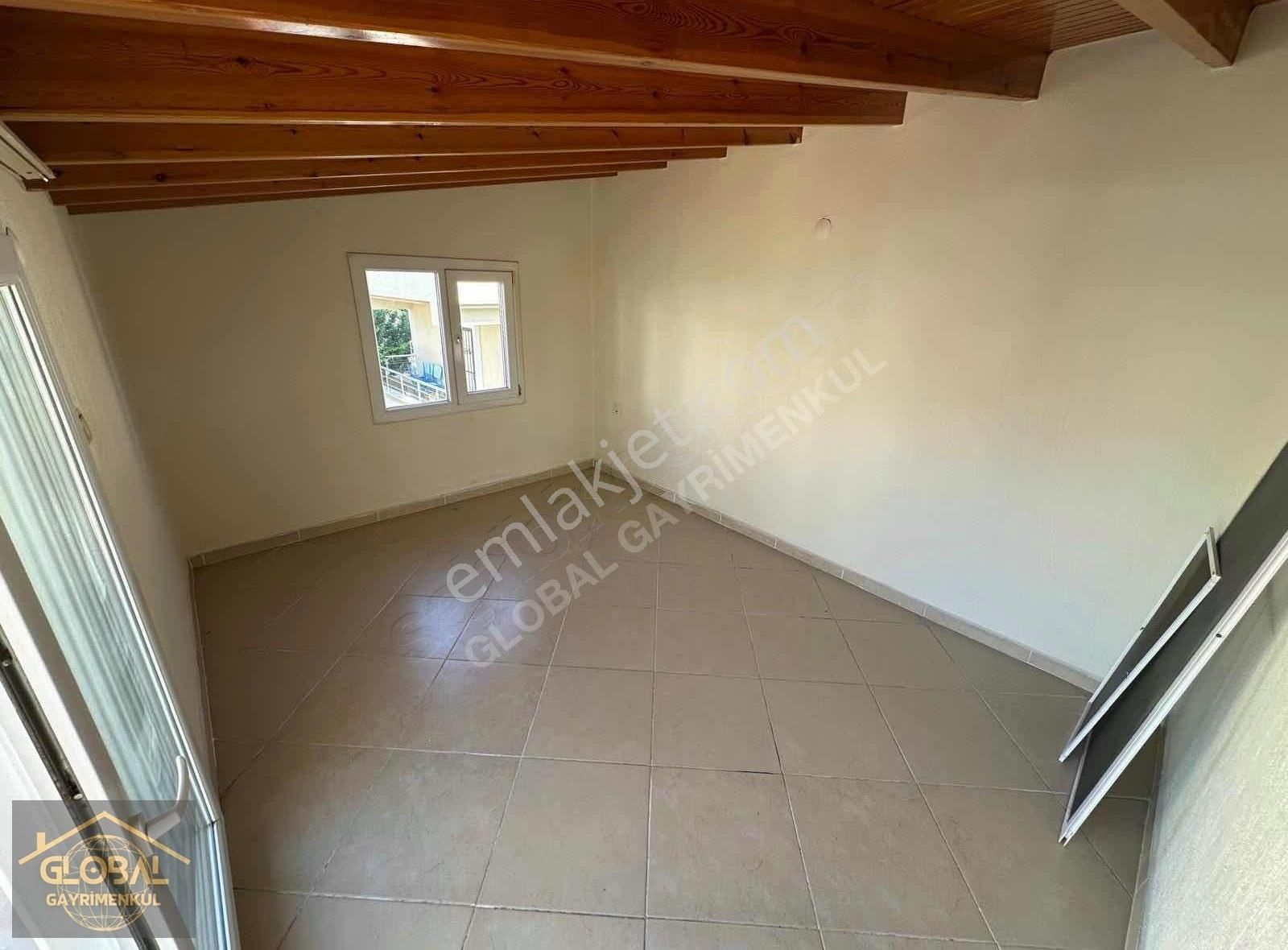 Özdere De Yolun Deniz Tarafında Otoparklı Villa | Global - Görsel 18