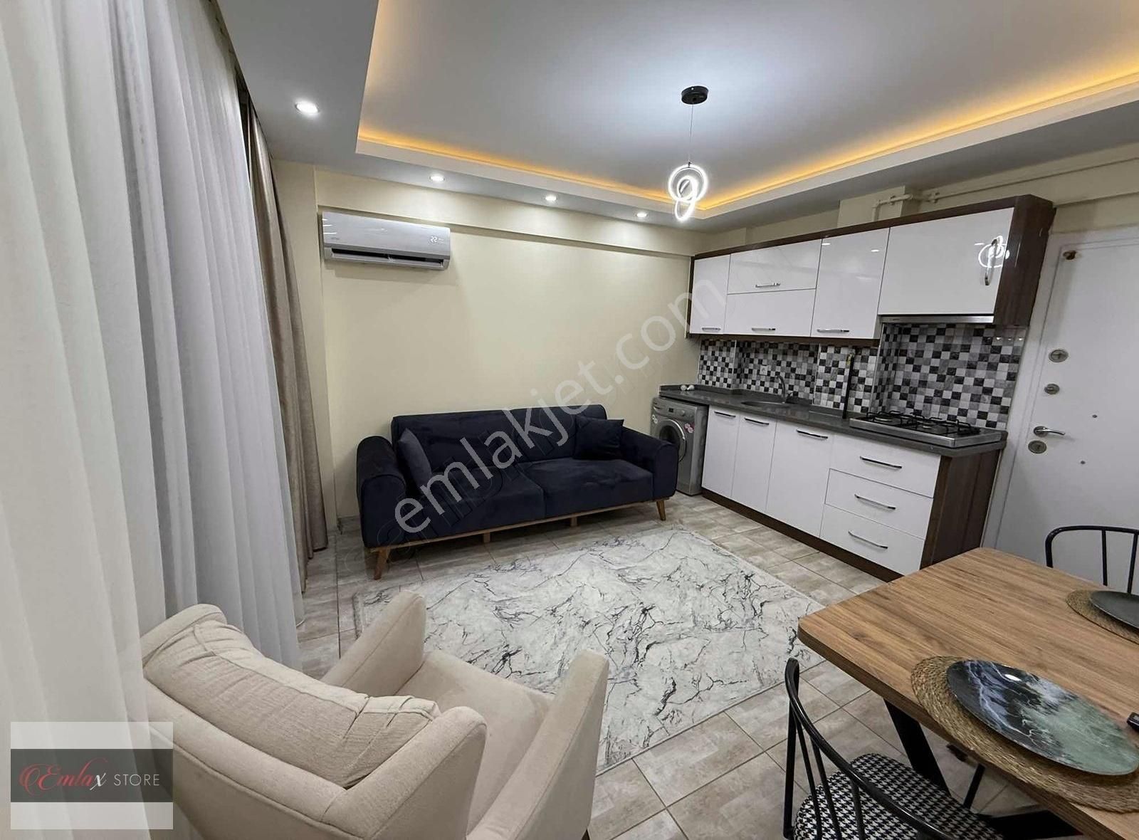 Asmalıevlerde 1+1 50m2 Cam Balkonlu Asansörlü Klimalı Apart