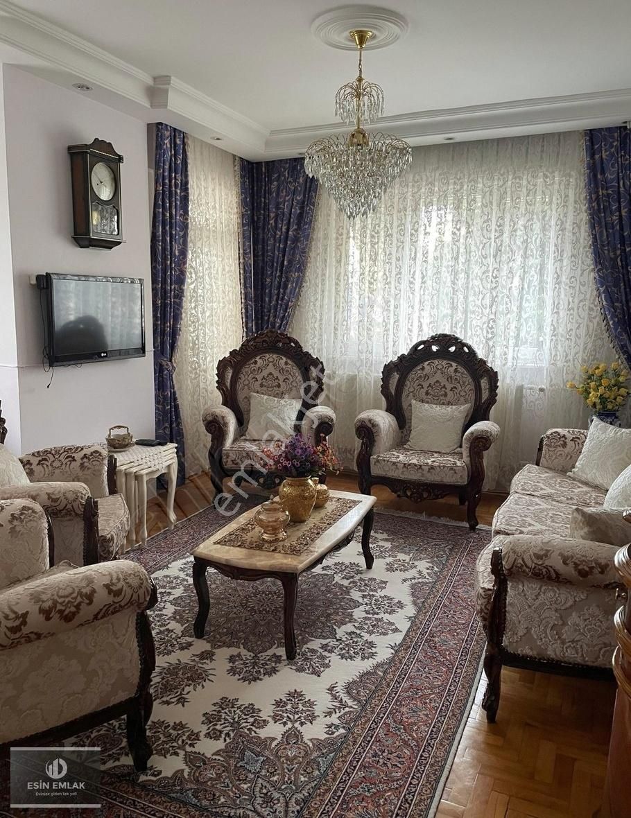 Doğu Mah Geniş Arakat Temiz Lüx Kullanışlı 3+1 Satılık Daire