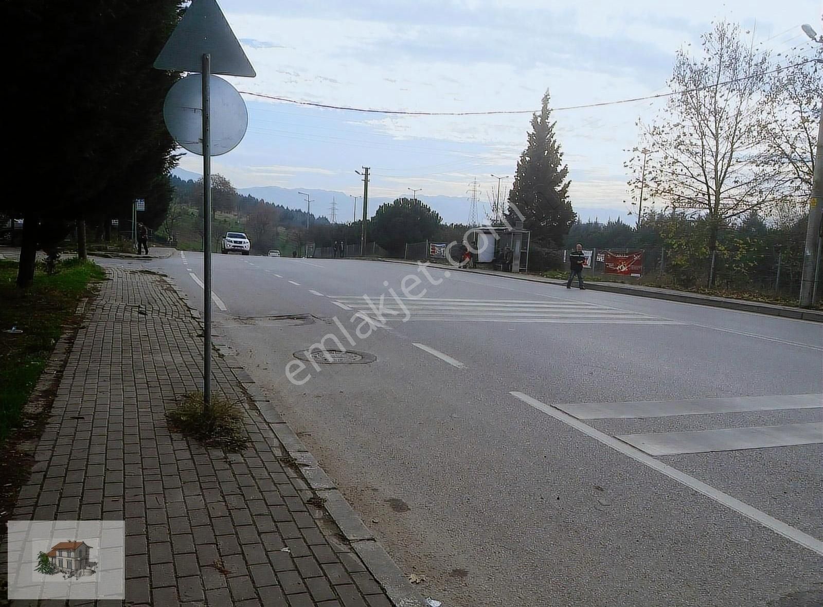 Yuvam Akarca B2 Blok Ta İçi Yapılı 3+1 Satılık Daire.