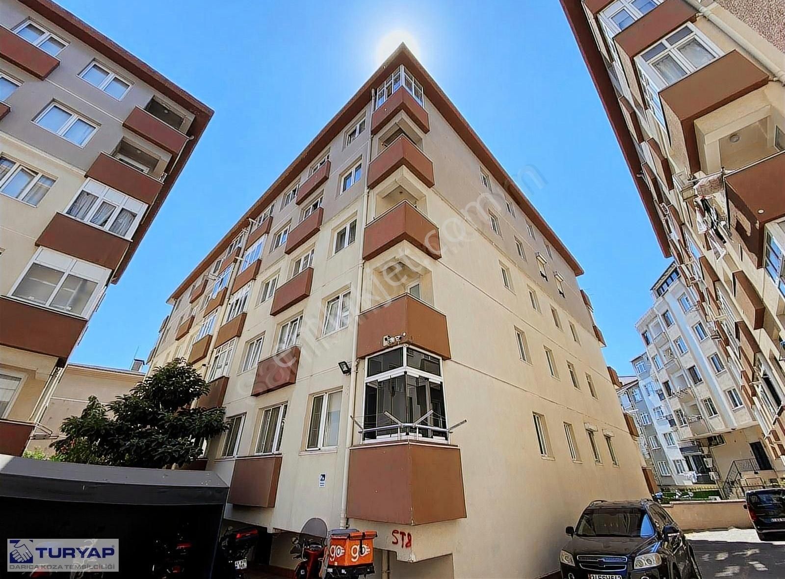 Turyap'dan Entel Sitesi'nde Merkezi Konumda Metro Yanı 3+1 Daire
