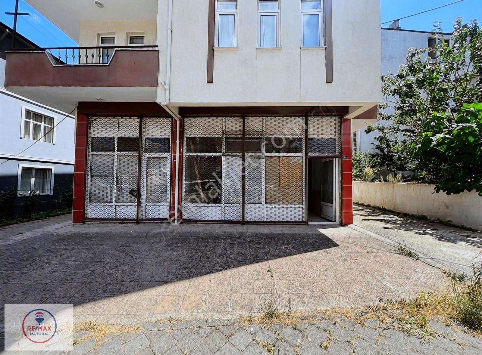 Remax Natural'den Gölcük Donanma Mahallesinde Depo&antrepo