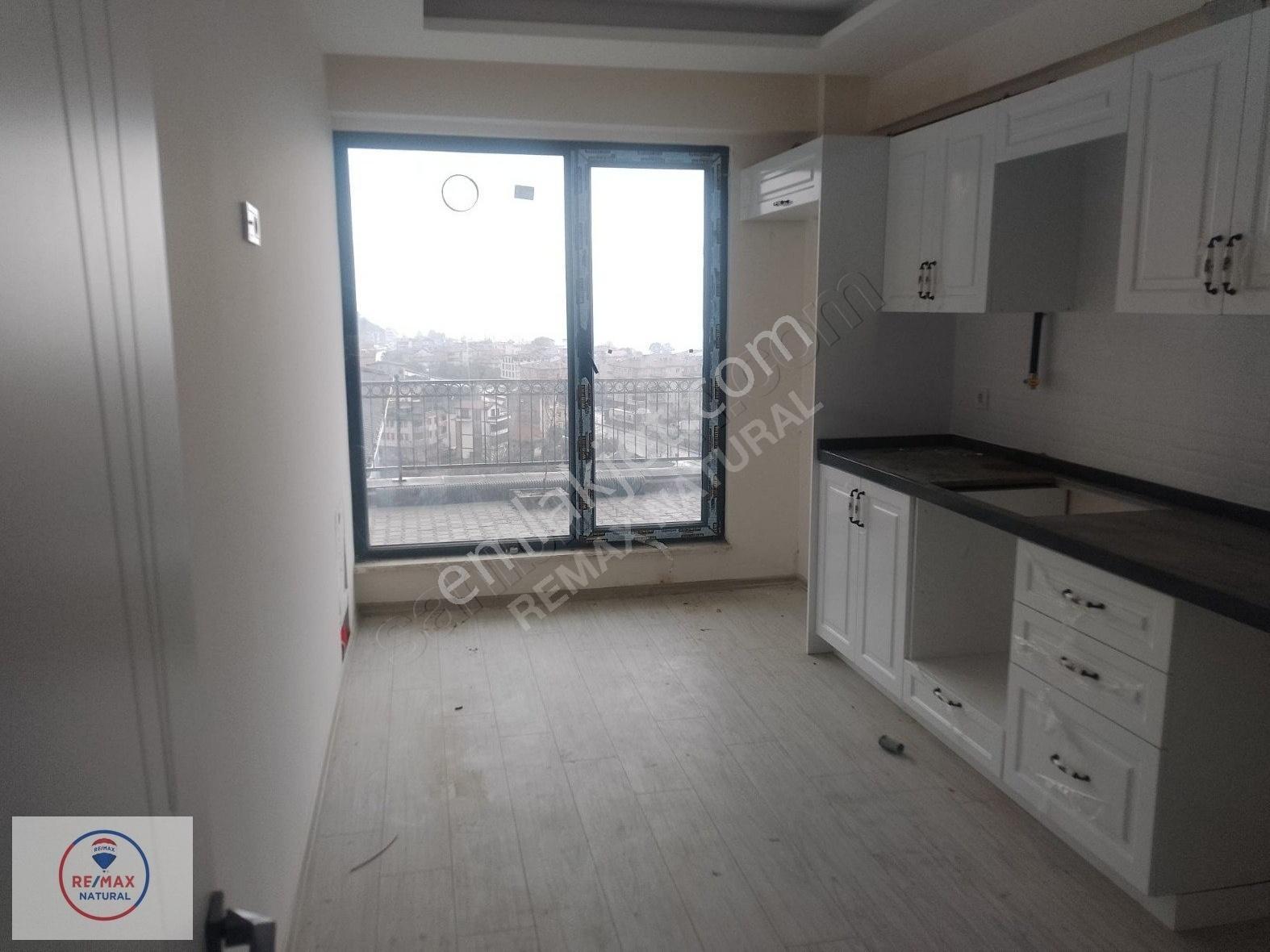 Remax Natural'den Gölcük Ulaşlı'da Deniz Manzaralı Satılık Villa - Görsel 5