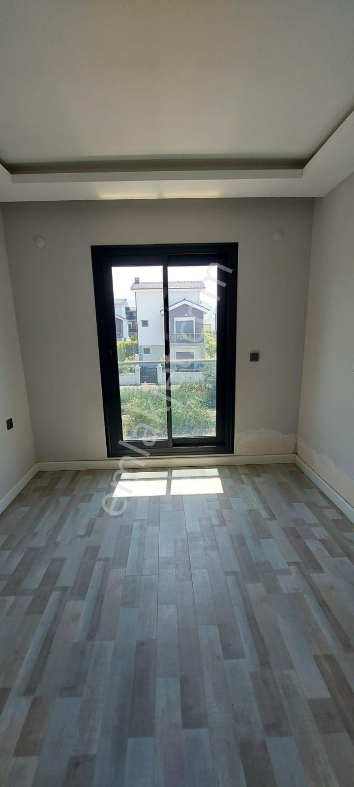 Kuşadası Davutlar 4 Oda 1 Salon Mustakil Villa - Görsel 27