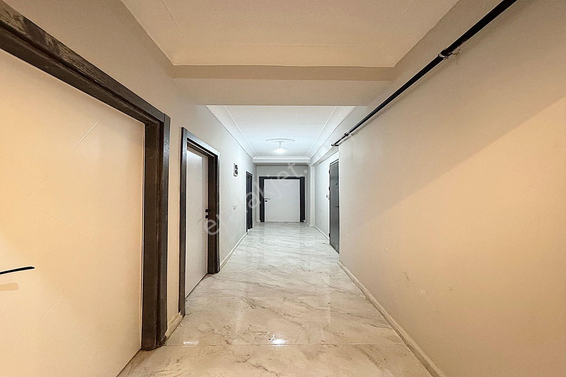 İnşaat Firmasın'dan Metrobüsün Dibinde Sıfır 2+1 B.katı Daire - Görsel 16