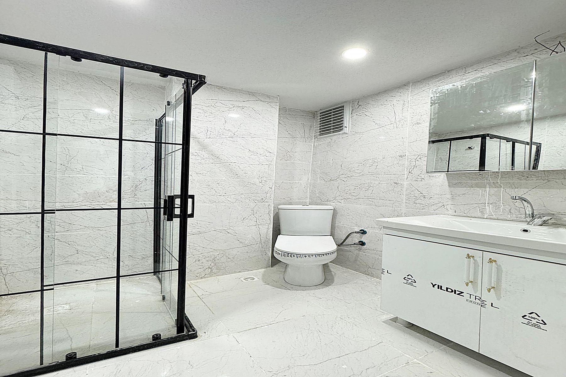 İnşaat Firmasın'dan Metrobüsün Dibinde Sıfır 2+1 B.katı Daire - Görsel 18