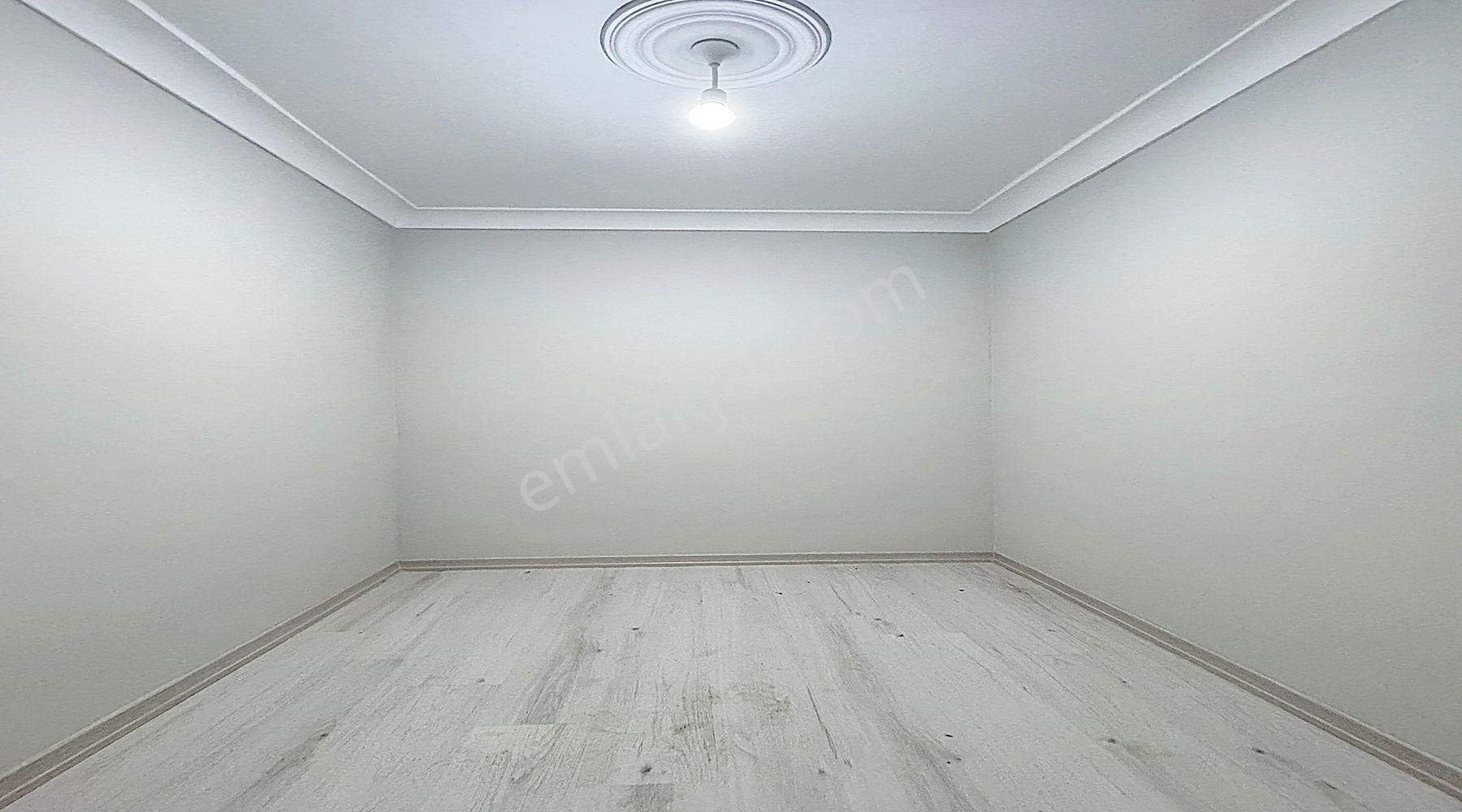 İnşaat Firmasın'dan Metrobüsün Dibinde Sıfır 2+1 B.katı Daire - Görsel 9