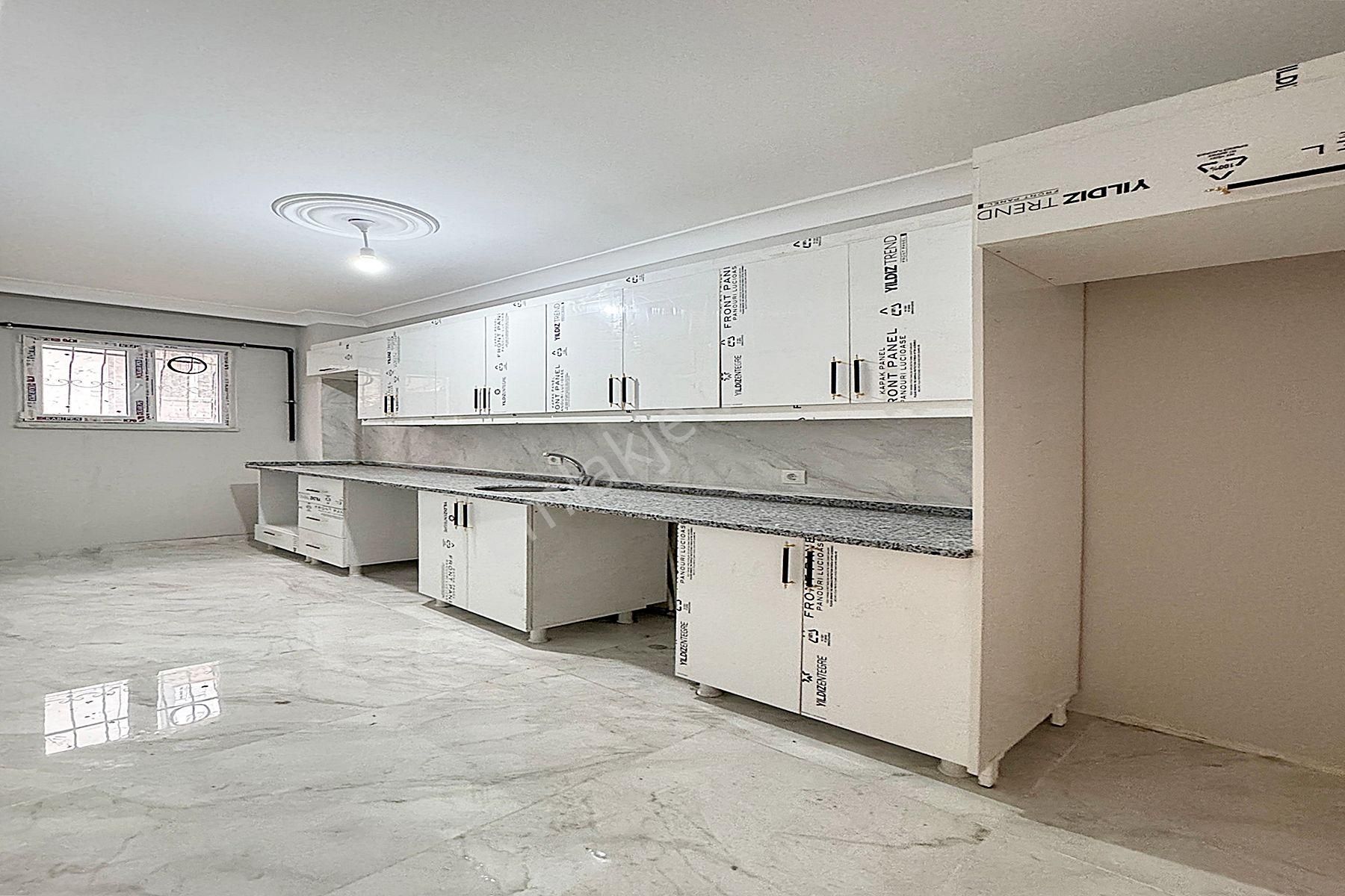 İnşaat Firmasın'dan Metrobüsün Dibinde Sıfır 2+1 B.katı Daire - Görsel 13